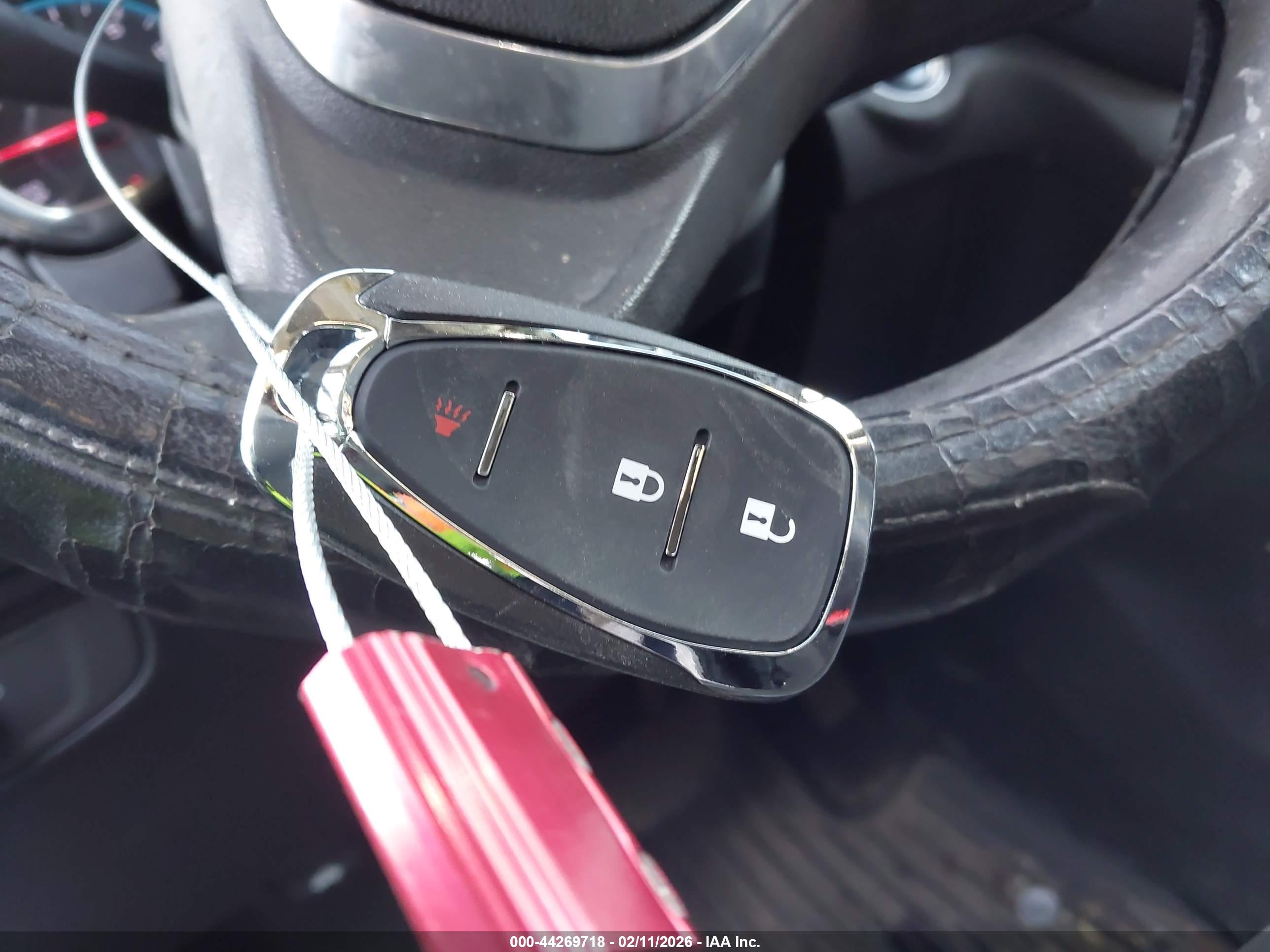 CHEVROLET EQUINOX image 11