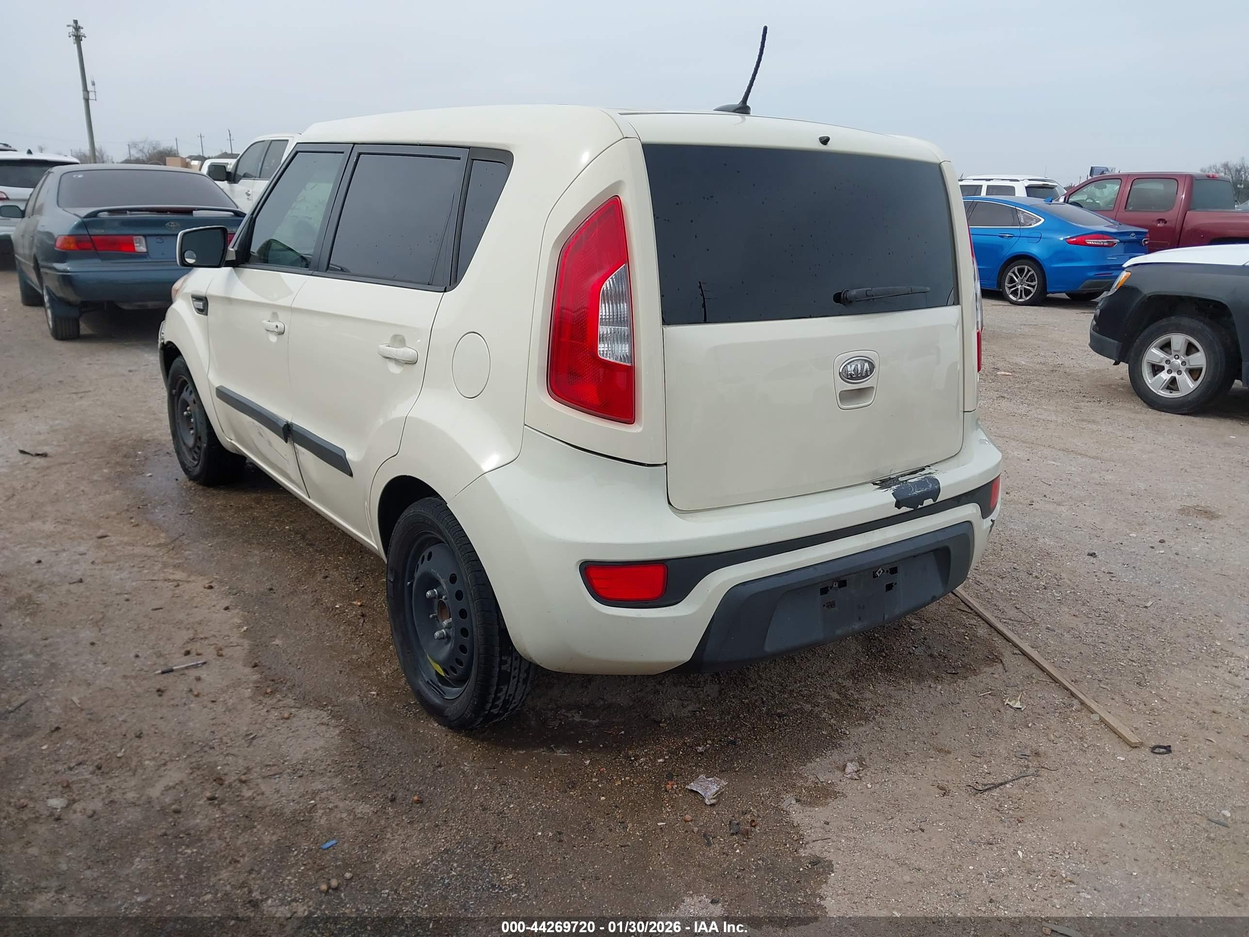 KIA SOUL image 3
