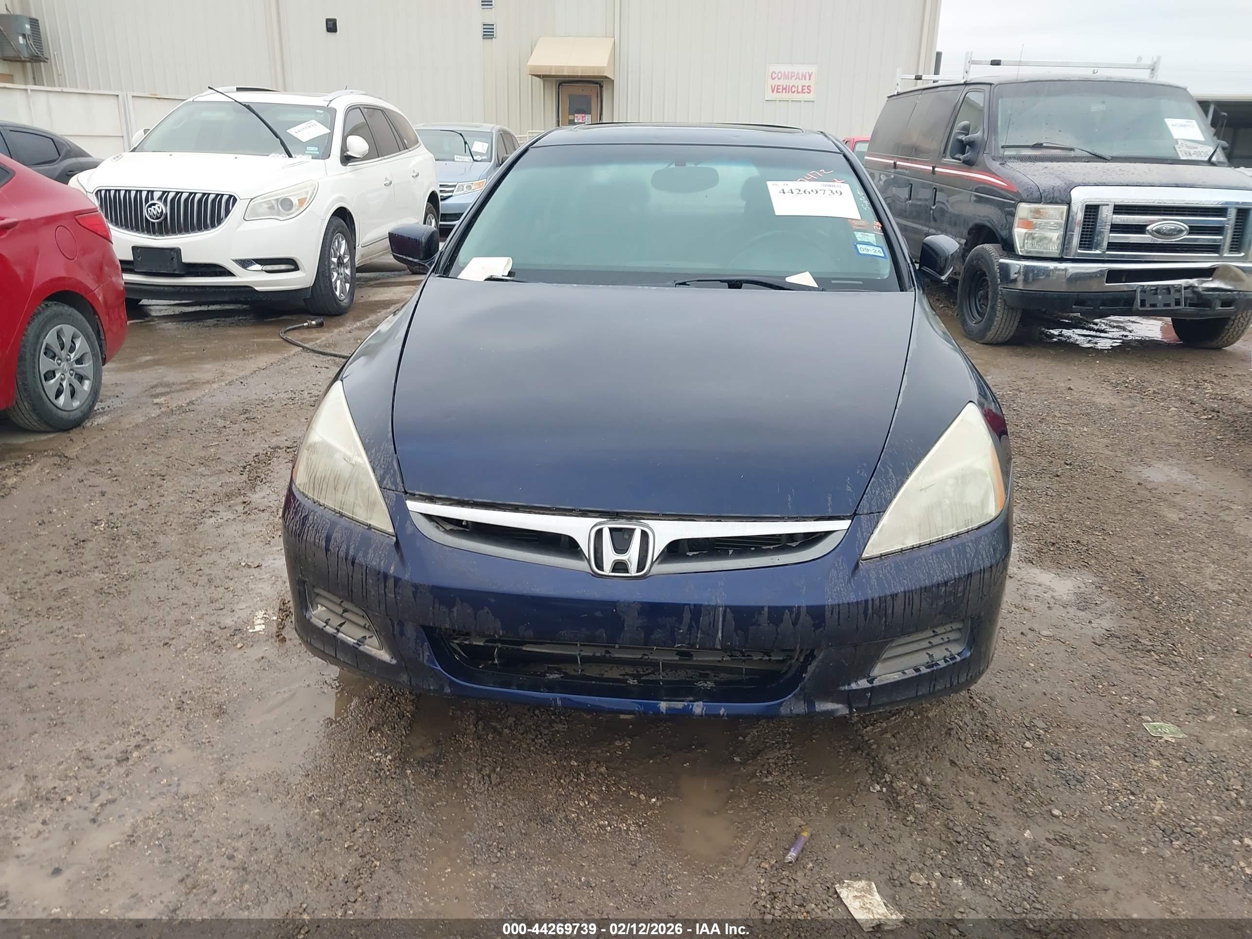 HONDA ACCORD image 6