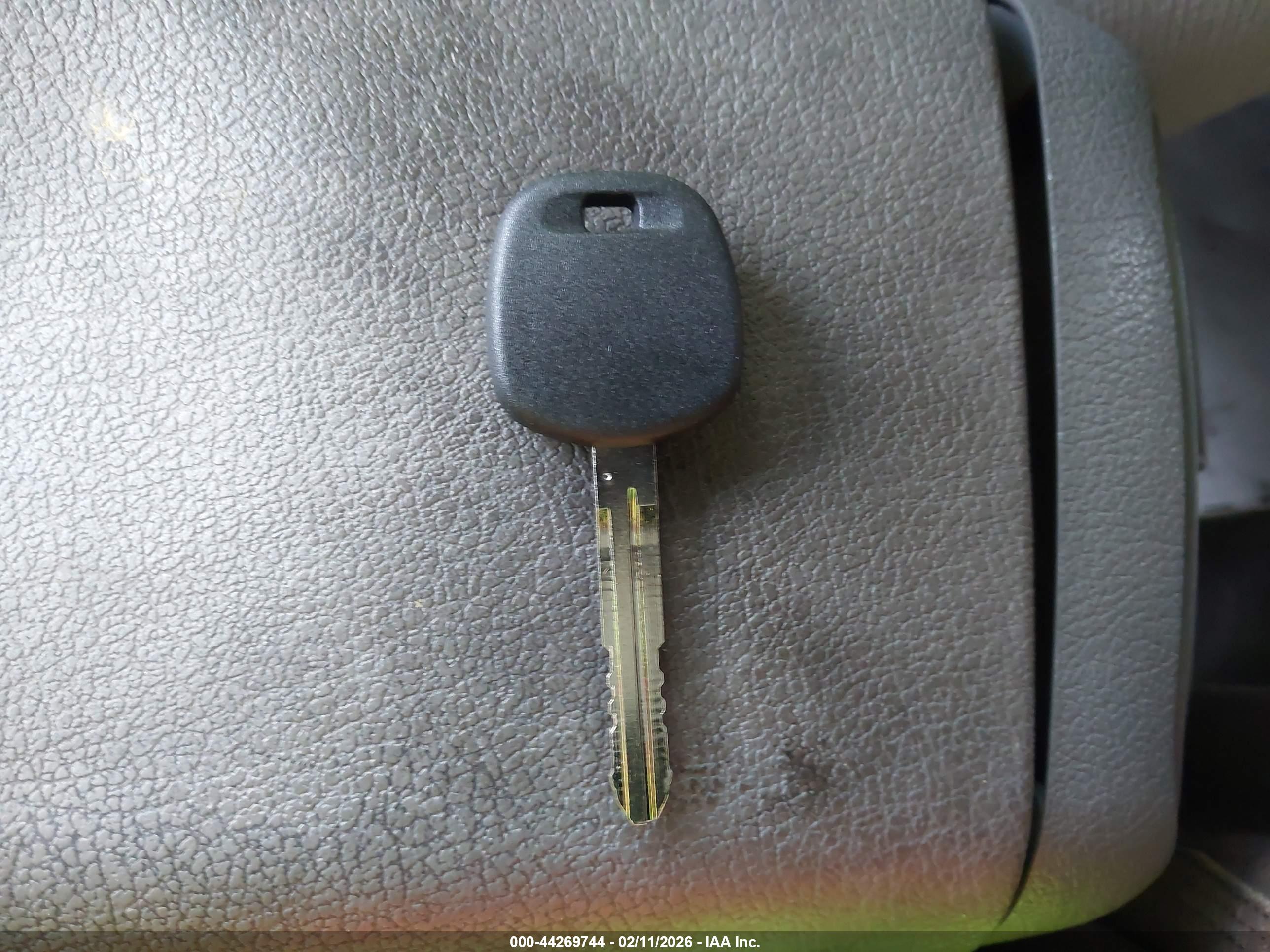 TOYOTA SIENNA image 11