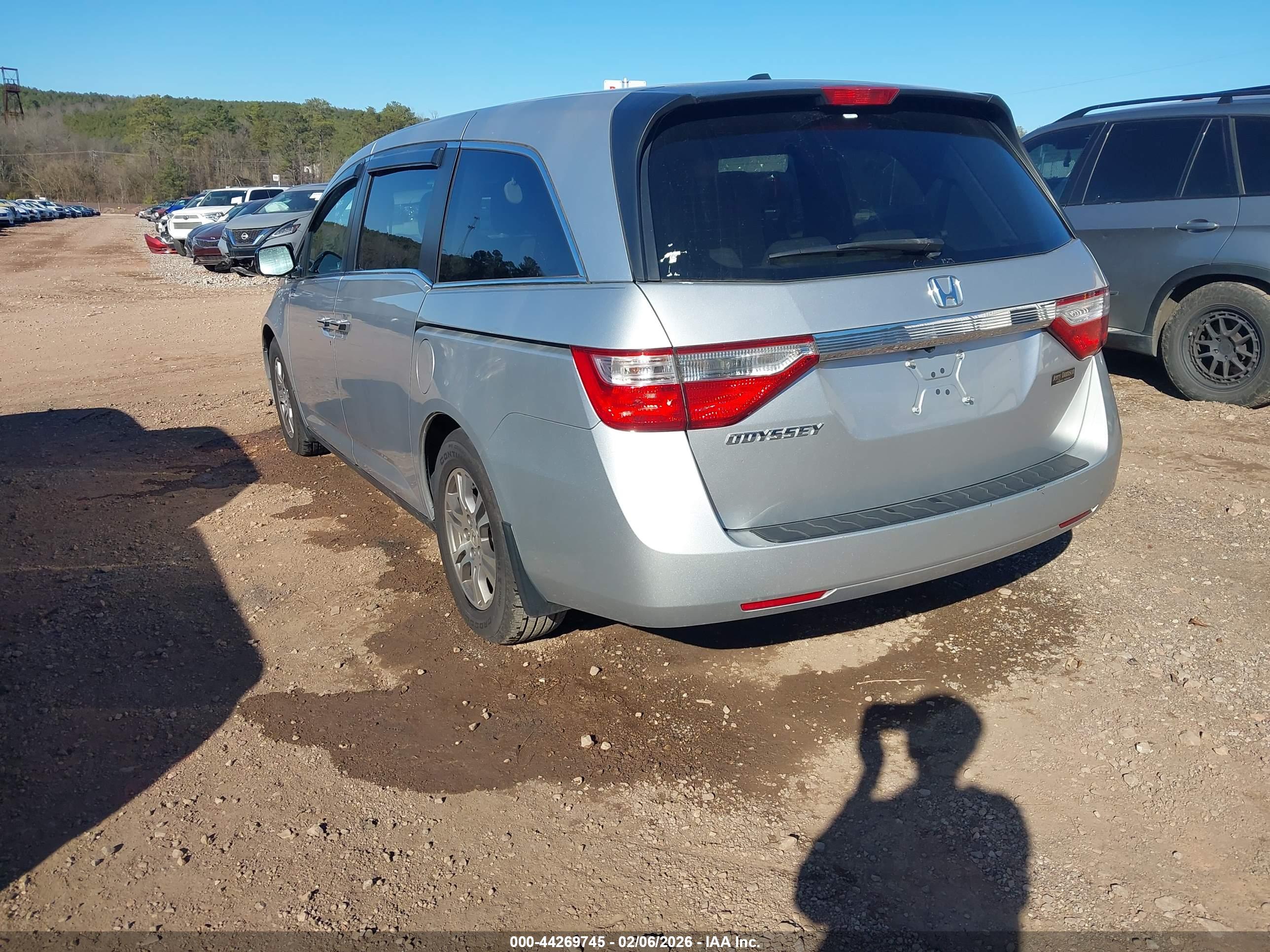 HONDA ODYSSEY image 3