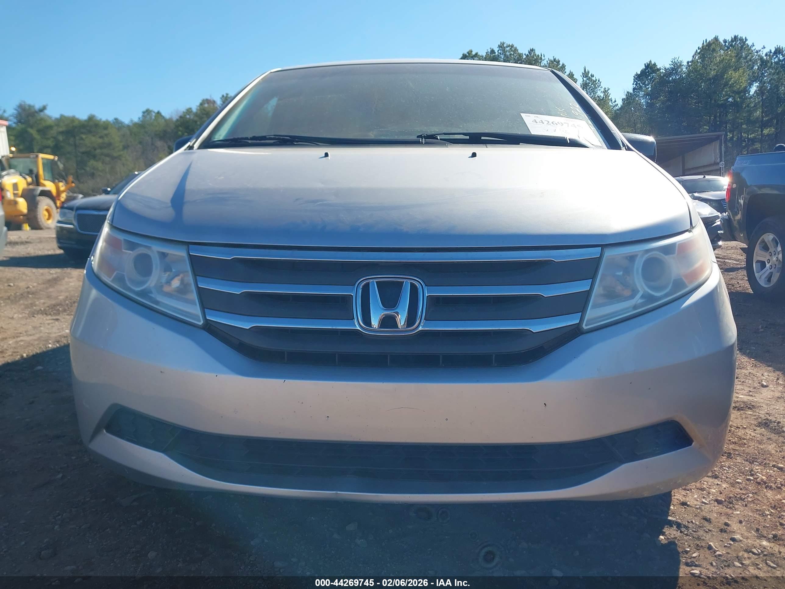 HONDA ODYSSEY image 6