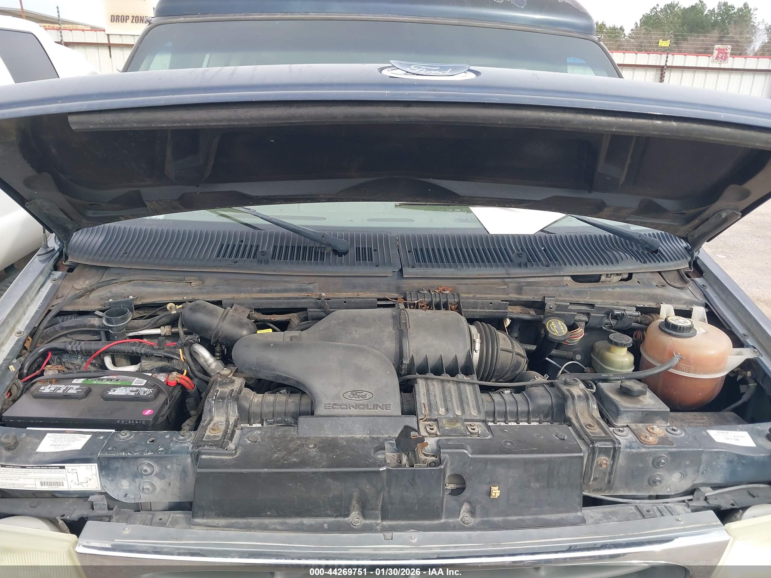 FORD E-150 image 10