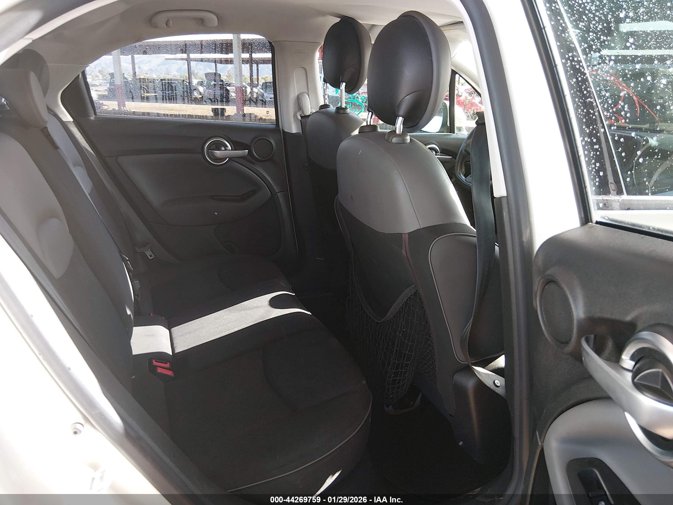 FIAT 500X image 8