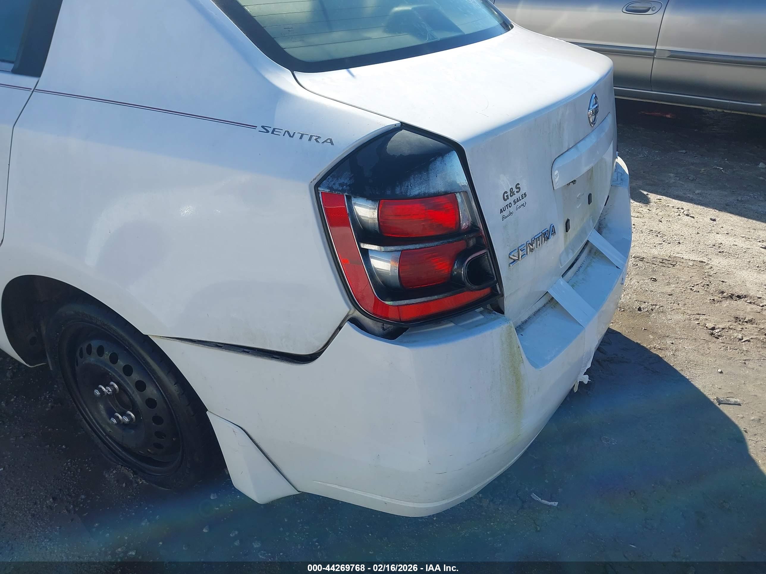 NISSAN SENTRA image 6