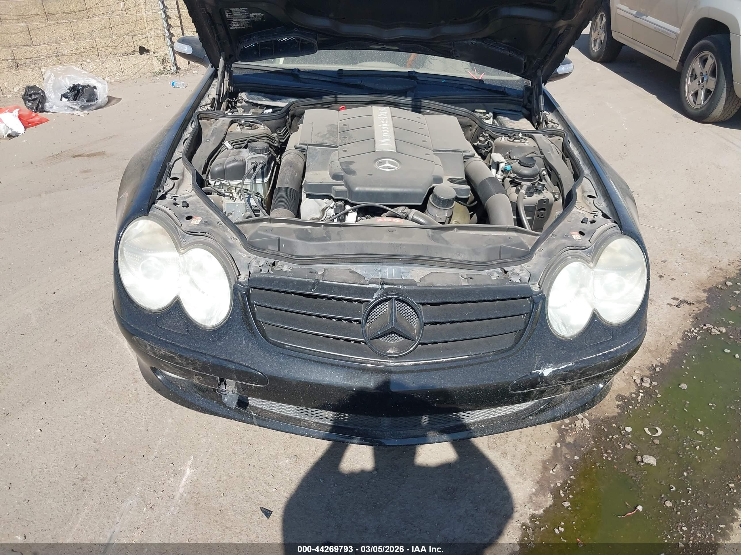 MERCEDES-BENZ SL image 10