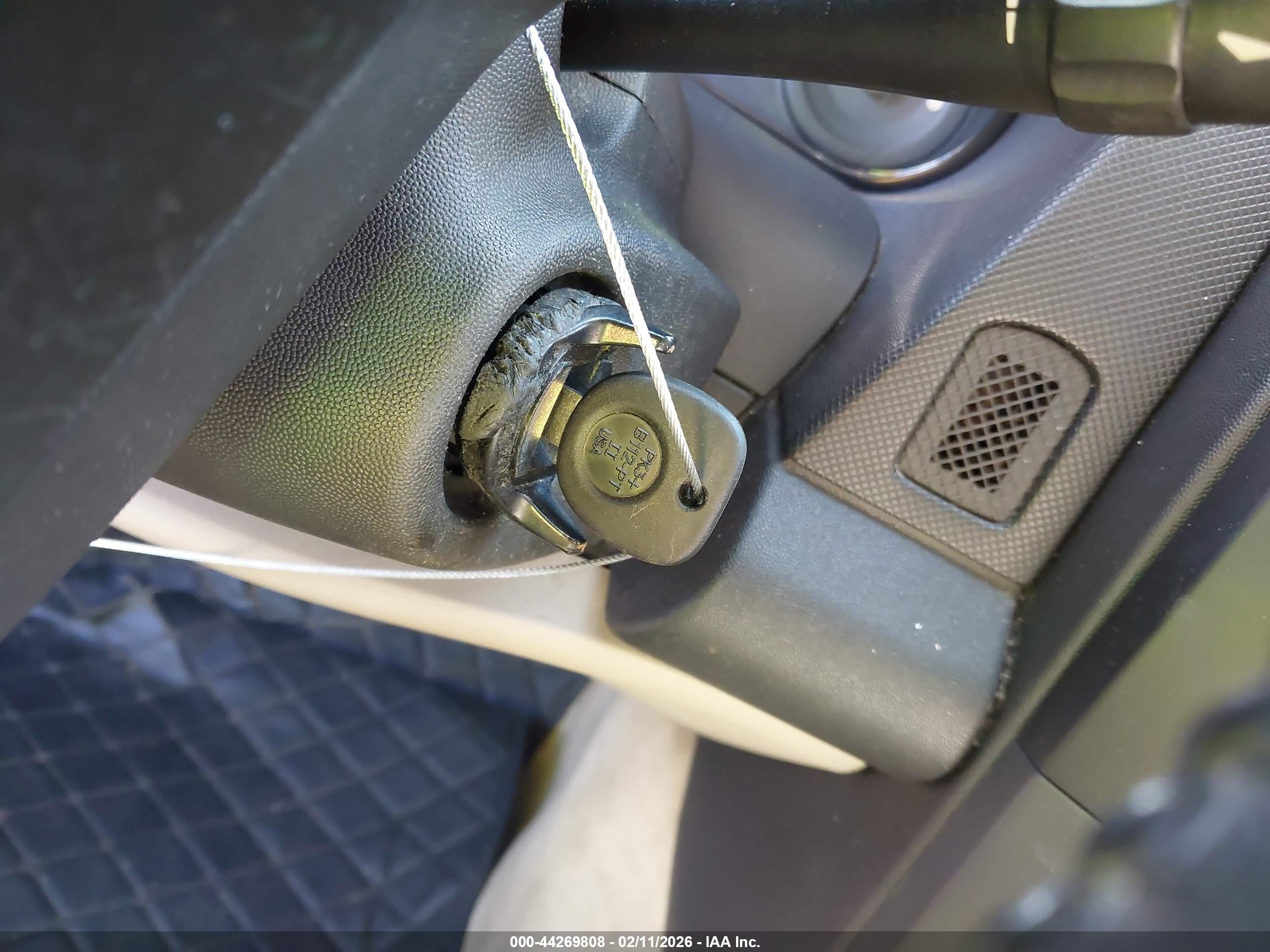 CADILLAC CTS image 11