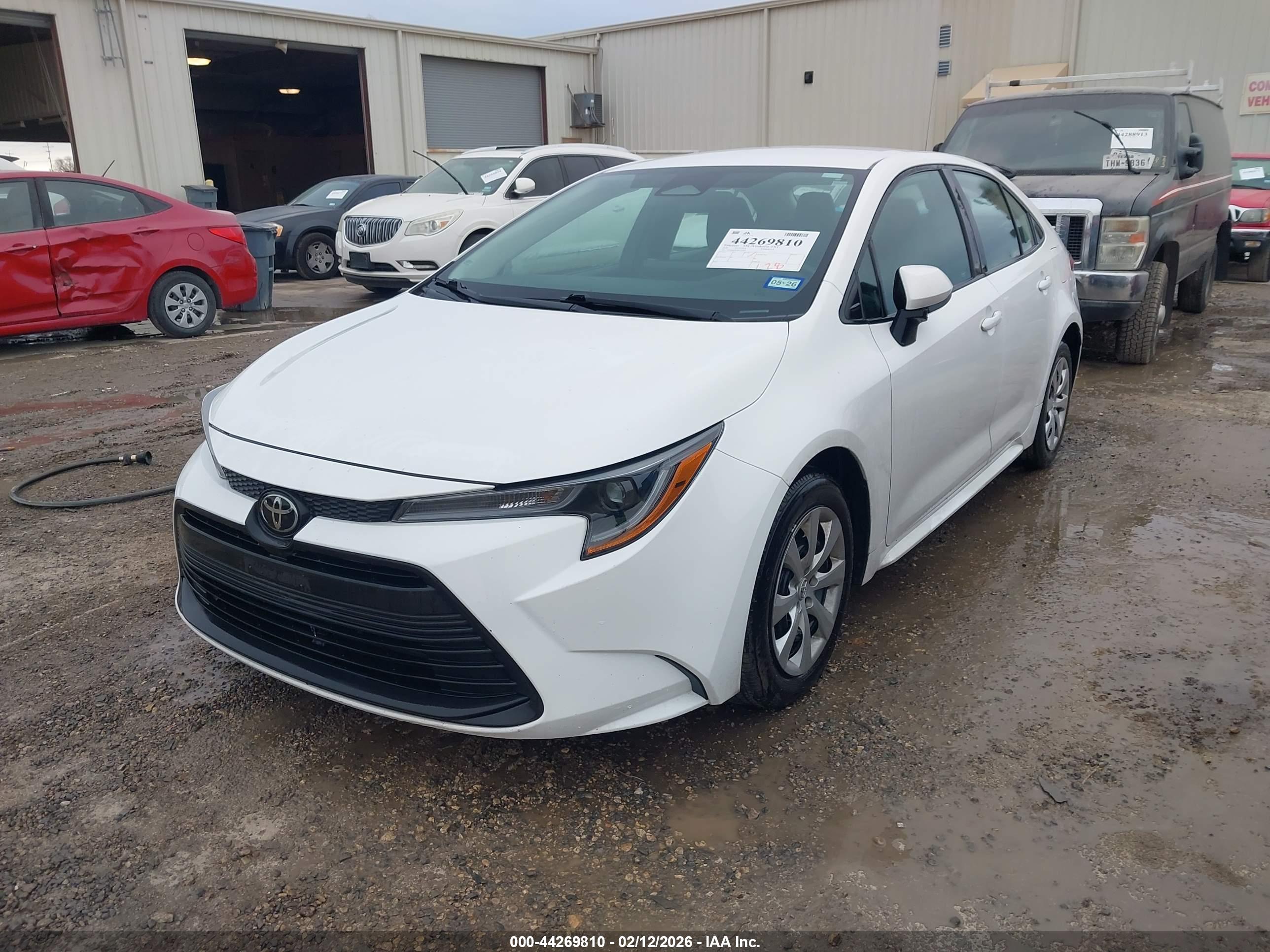 TOYOTA COROLLA image 2