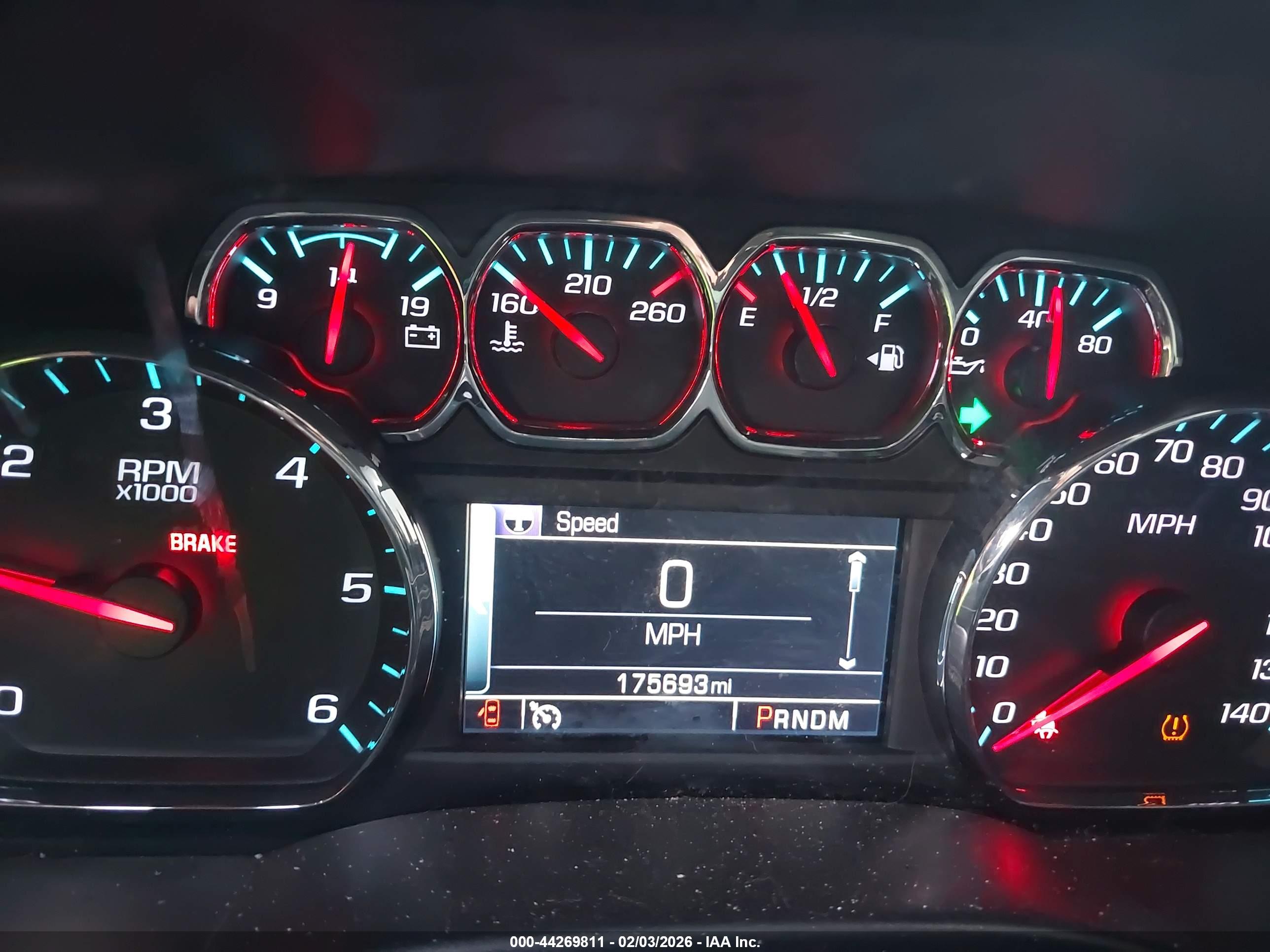 CHEVROLET SILVERADO image 7