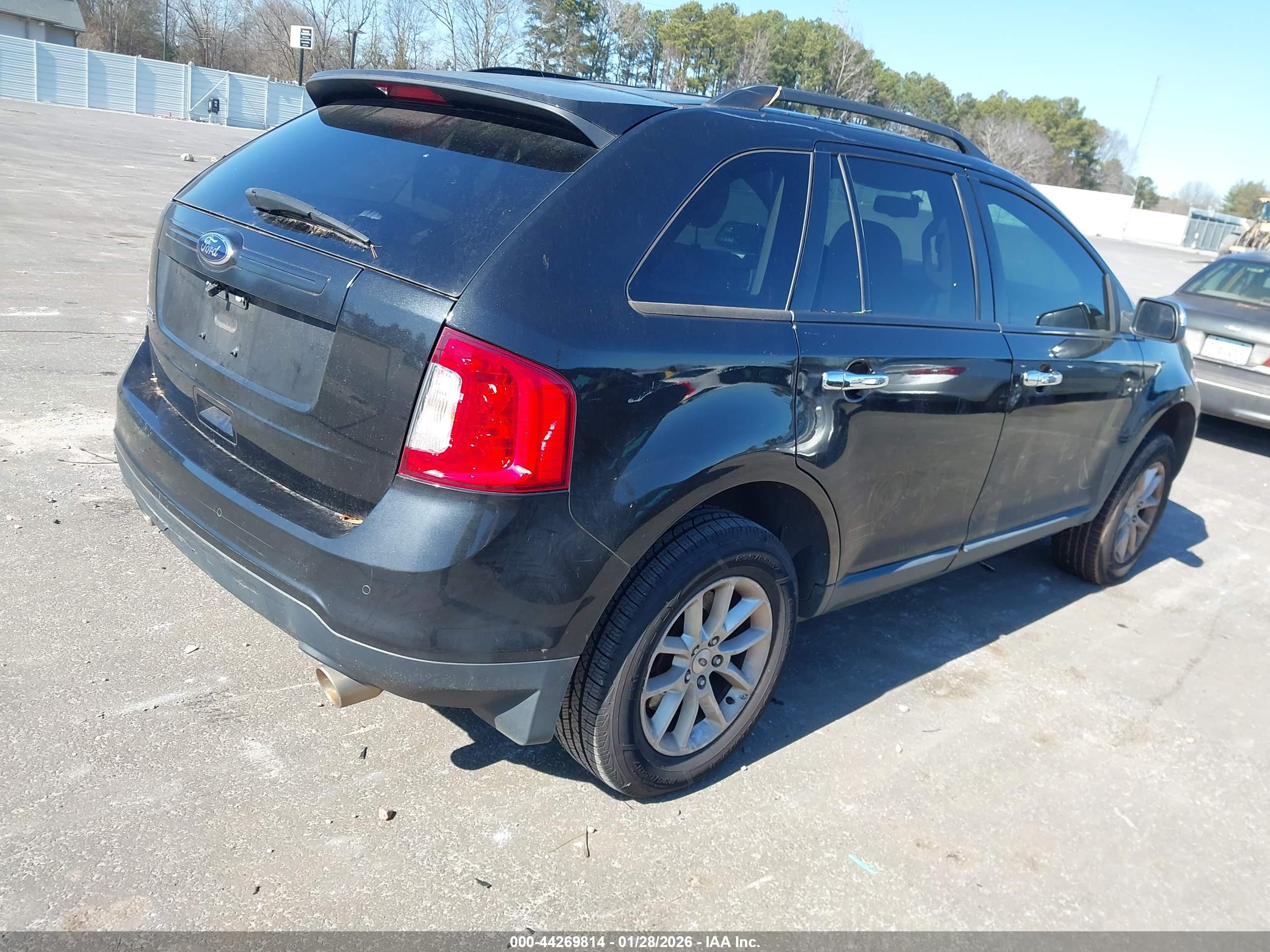 FORD EDGE image 4