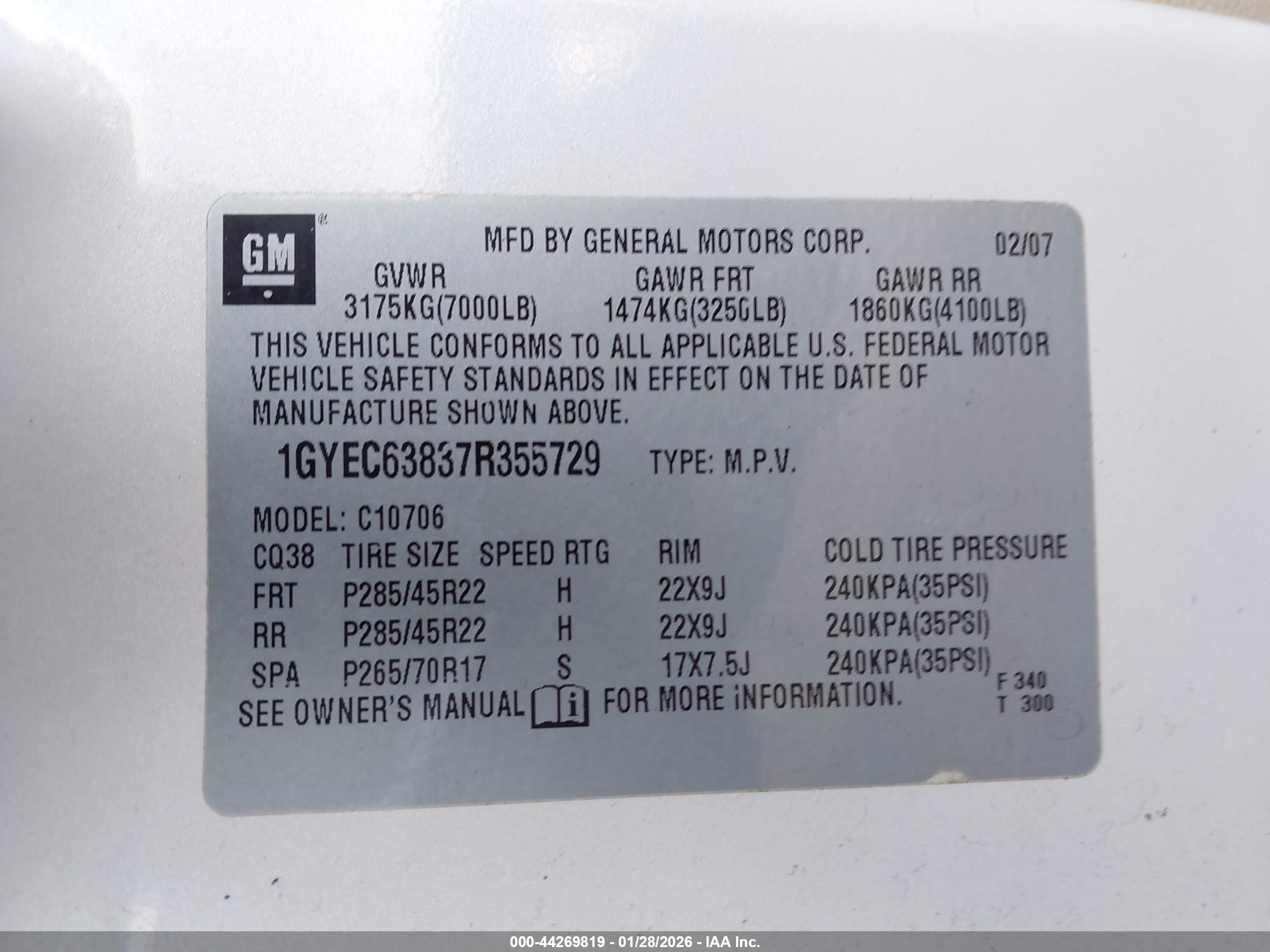 CADILLAC ESCALADE image 9