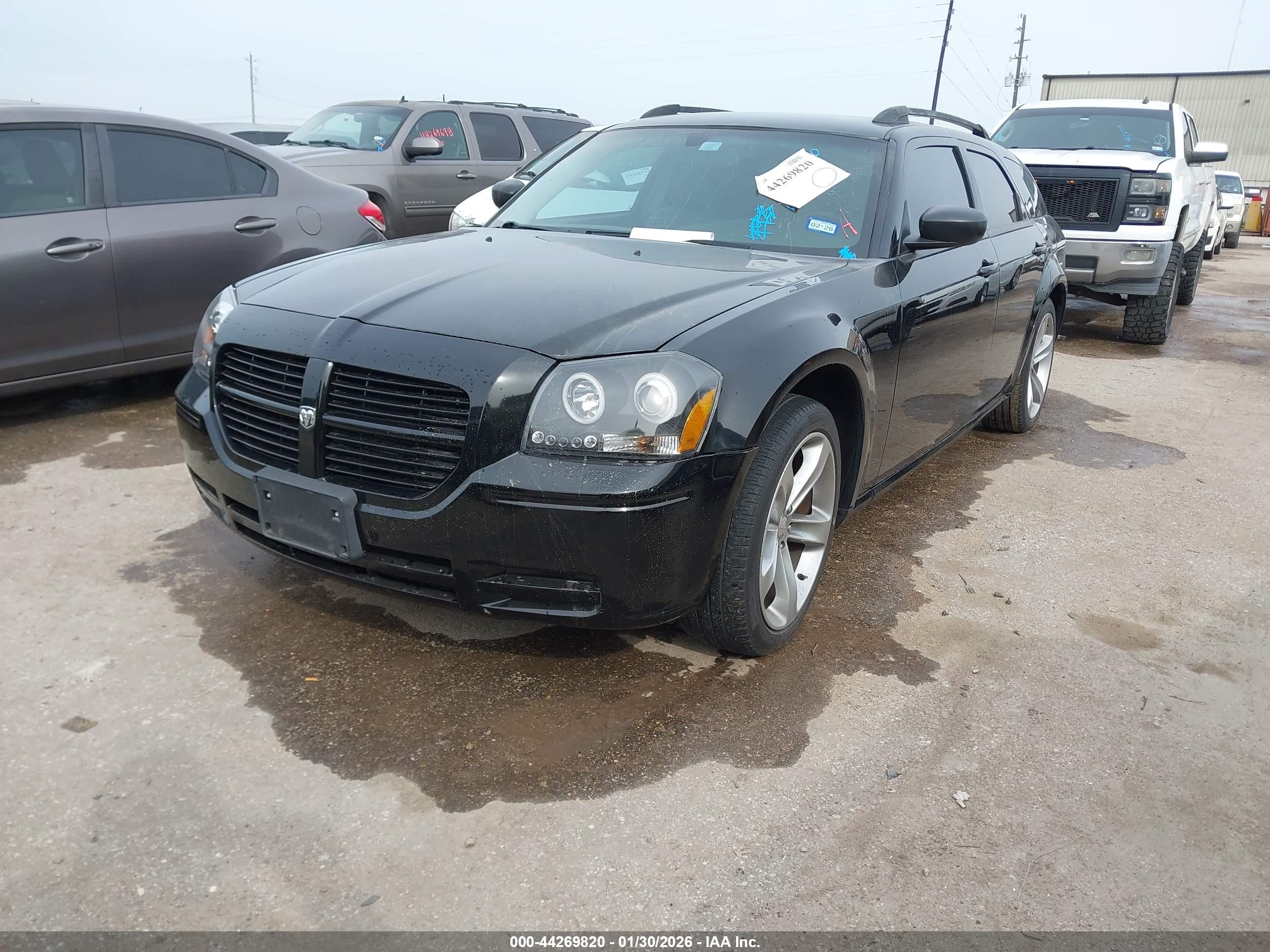 DODGE MAGNUM image 2