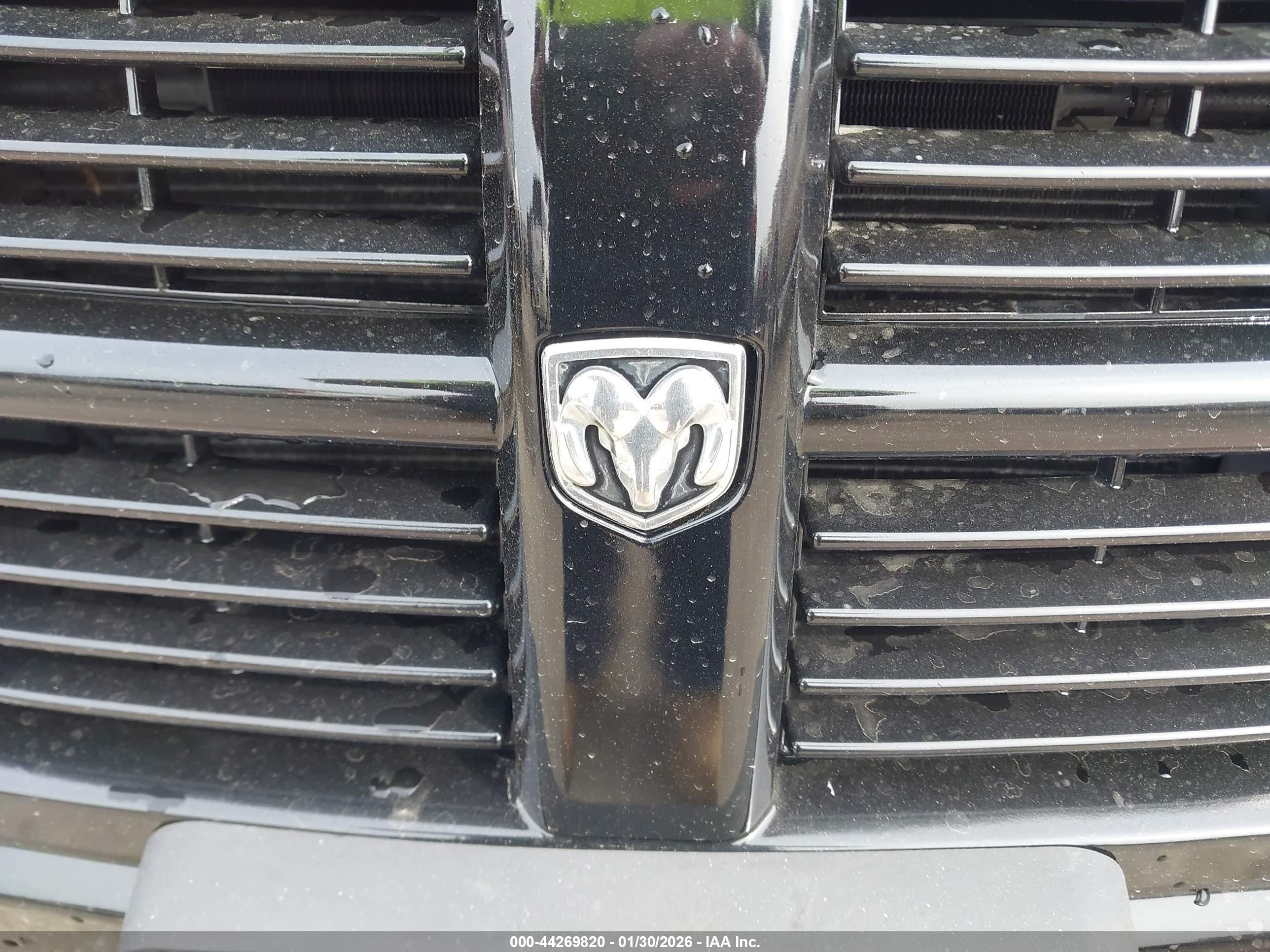 DODGE MAGNUM image 6