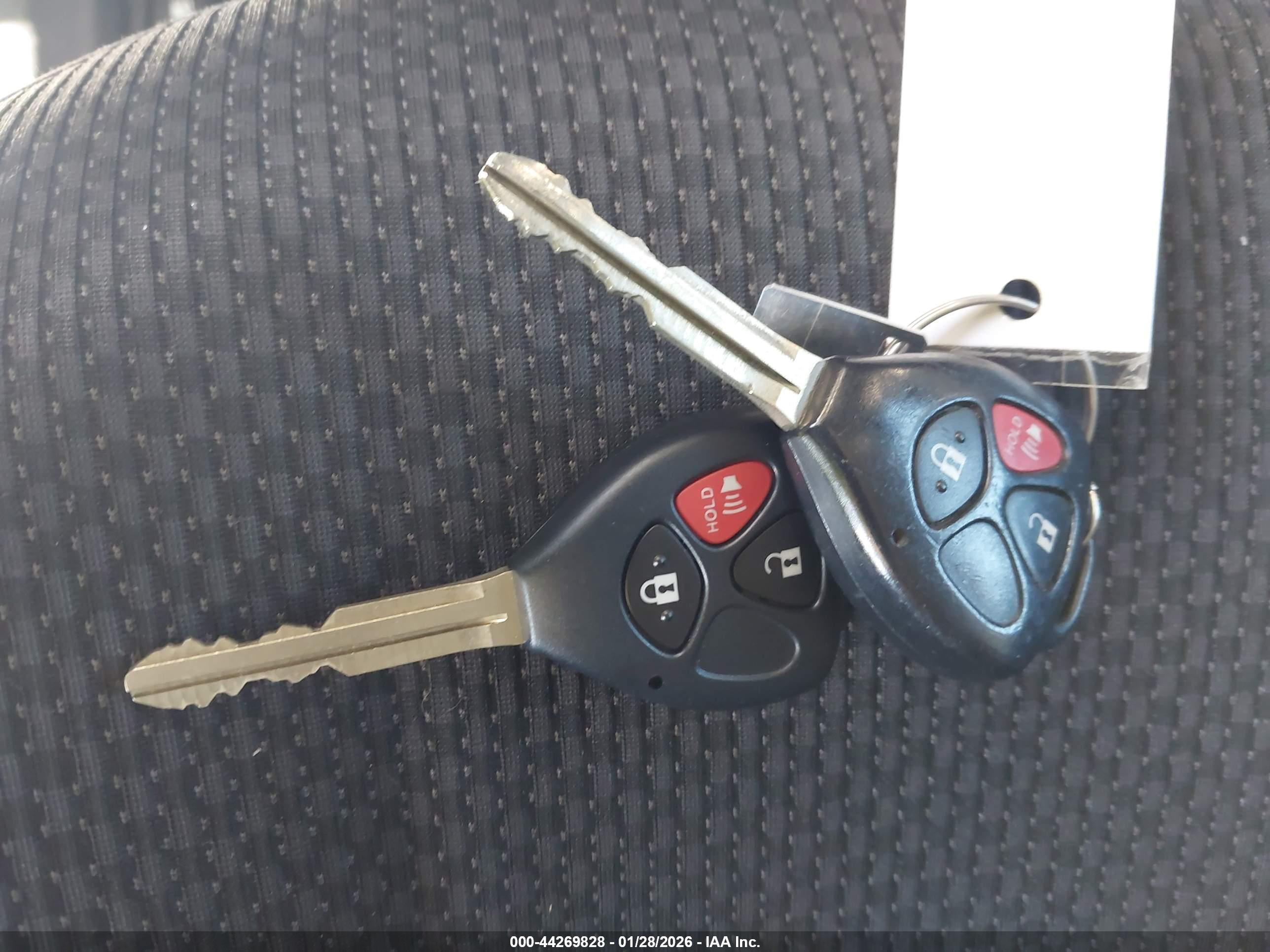 SCION XB image 11