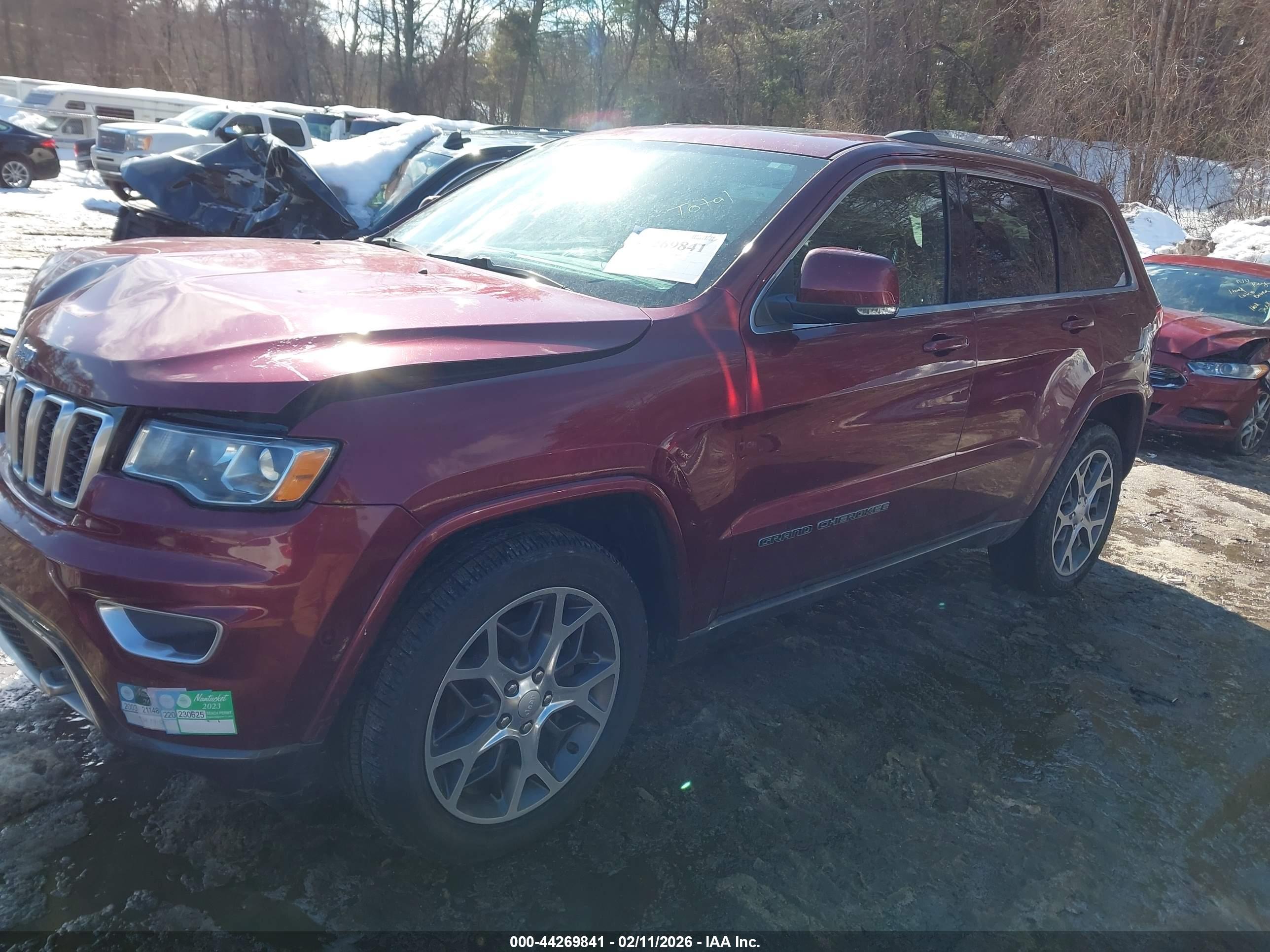 JEEP GRAND image 2