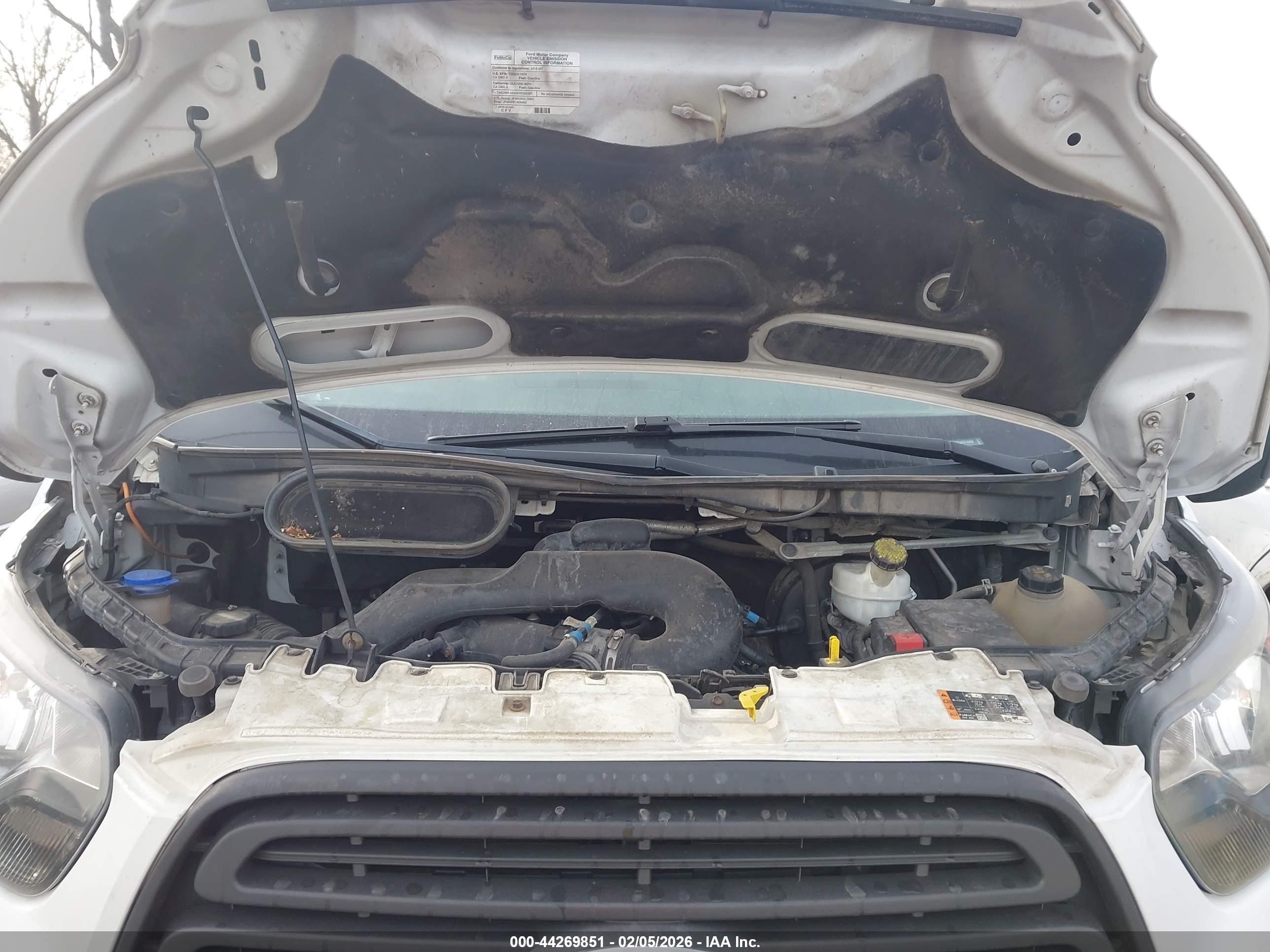 FORD TRANSIT-250 image 10
