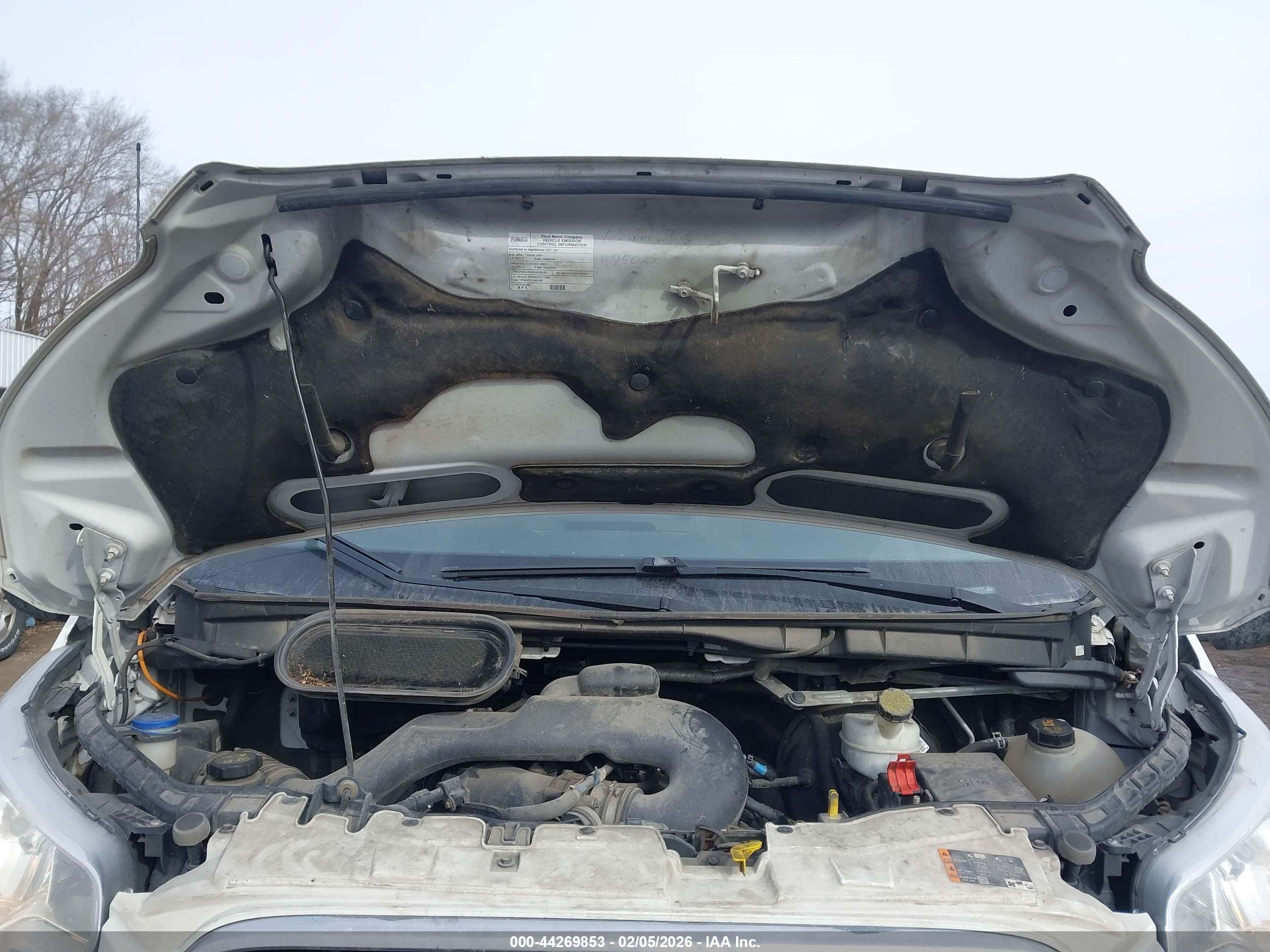 FORD TRANSIT-250 image 10