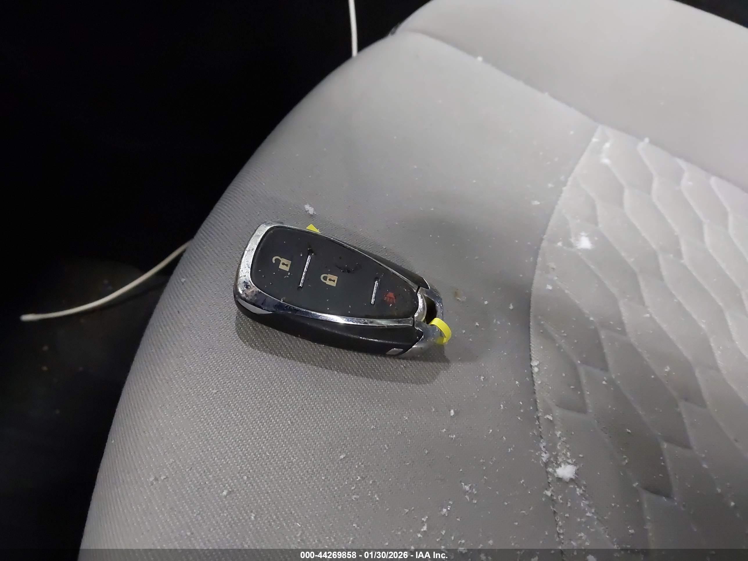 CHEVROLET EQUINOX image 11