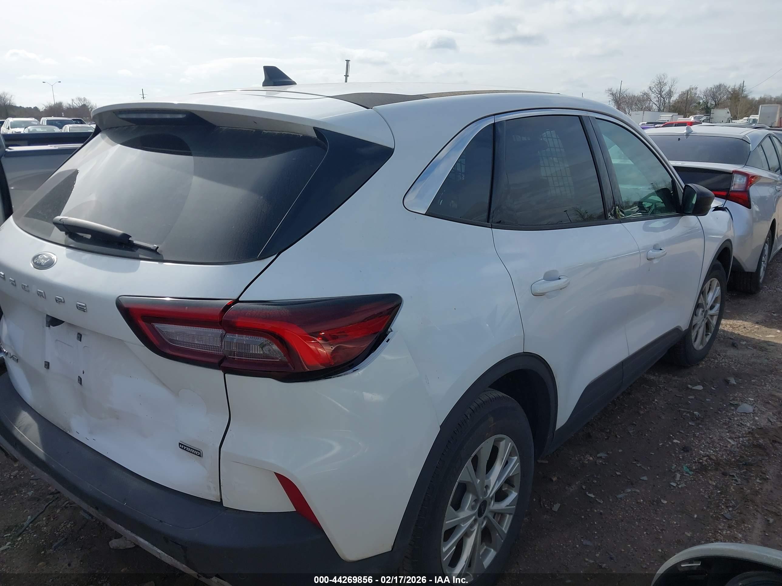 FORD ESCAPE image 4