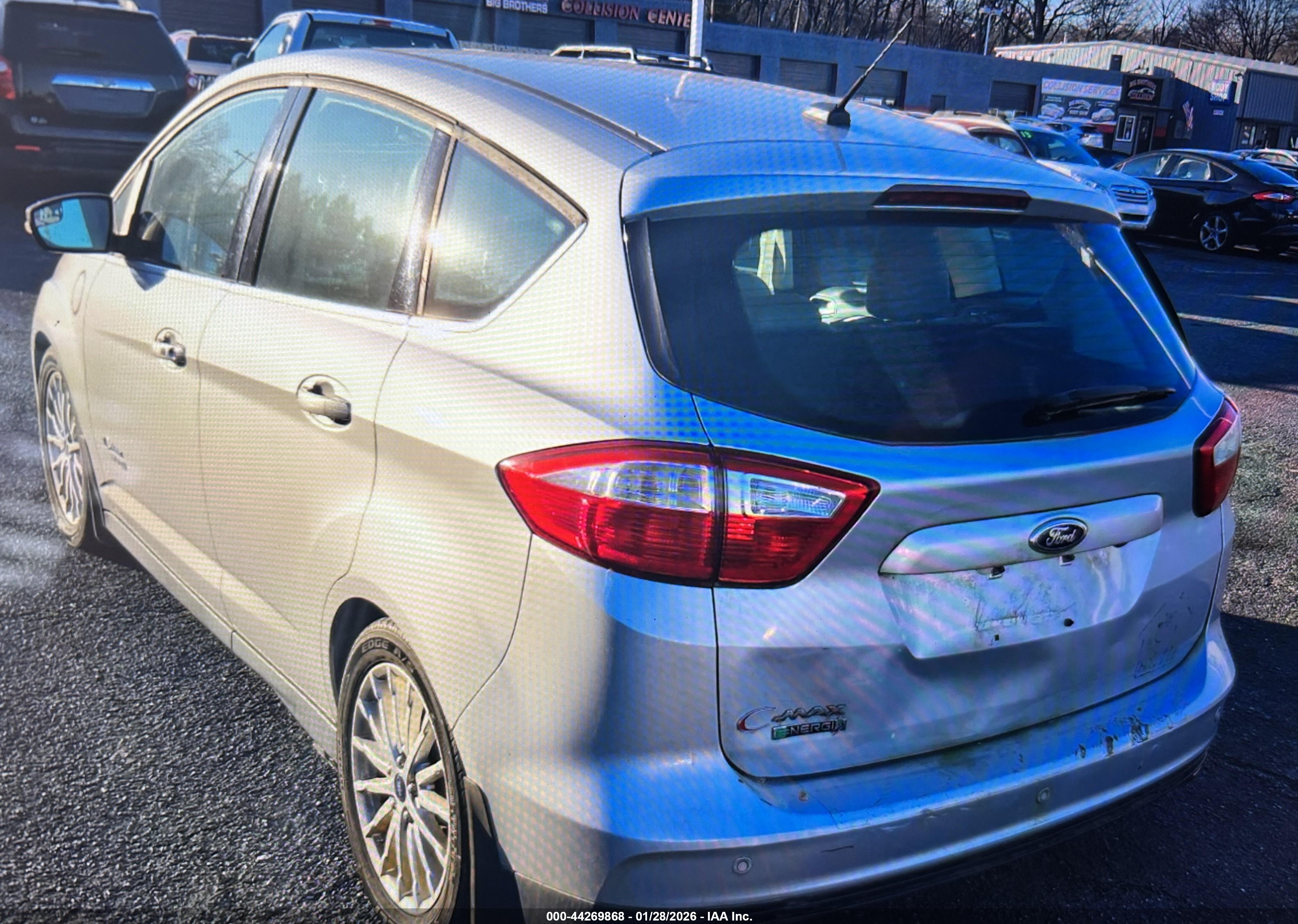 FORD C-MAX image 3