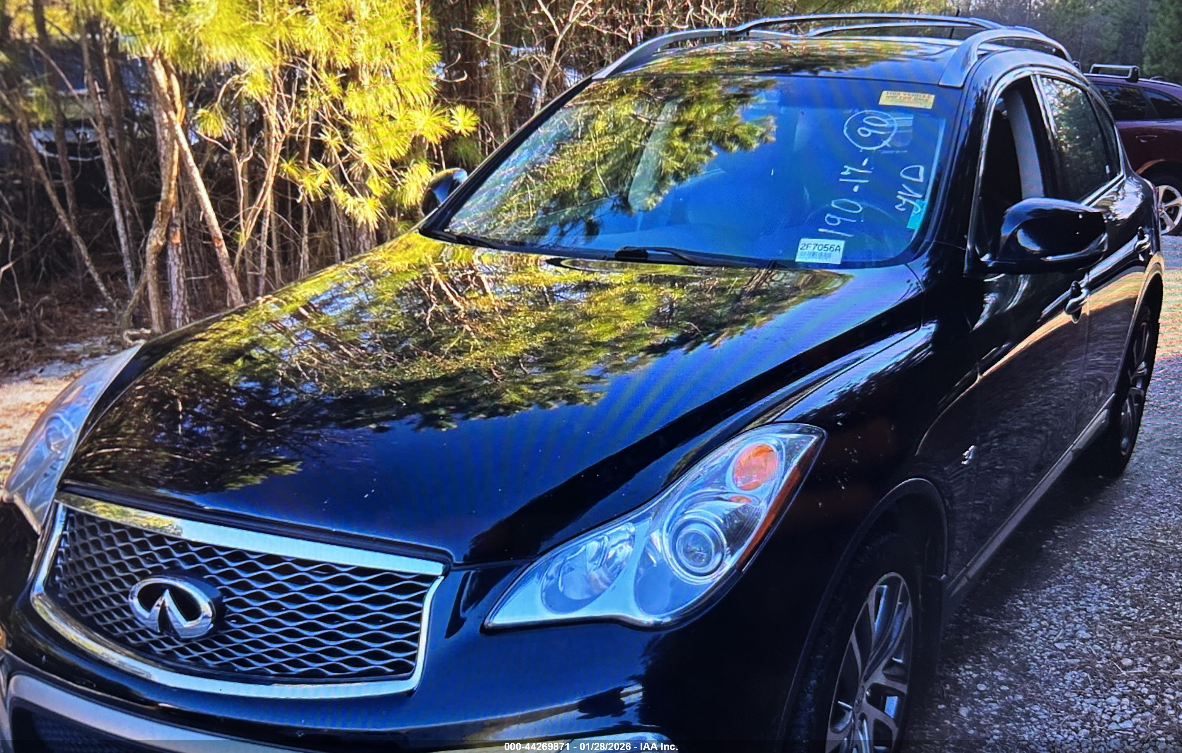 INFINITI QX50 image 11