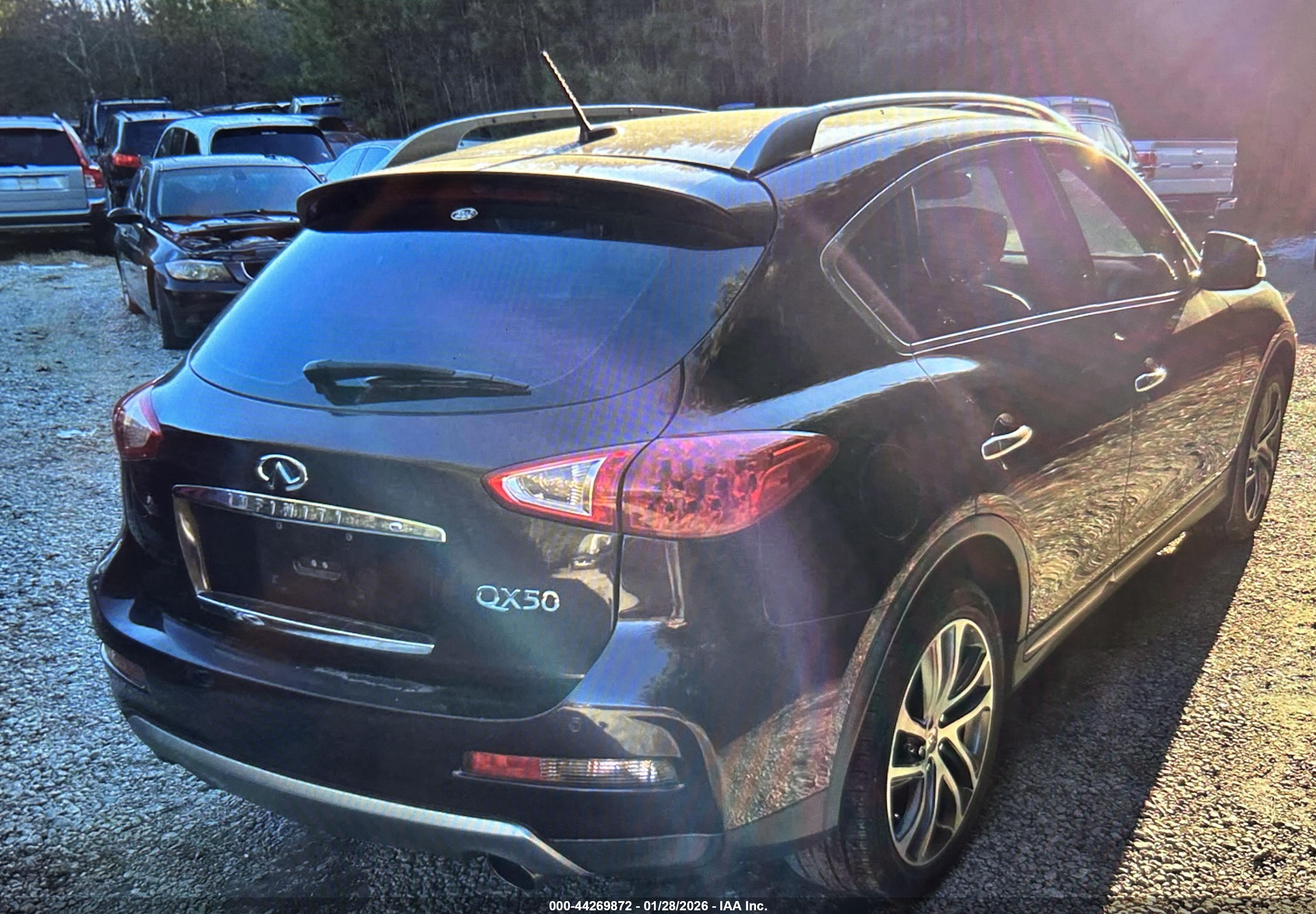 INFINITI QX50 image 4