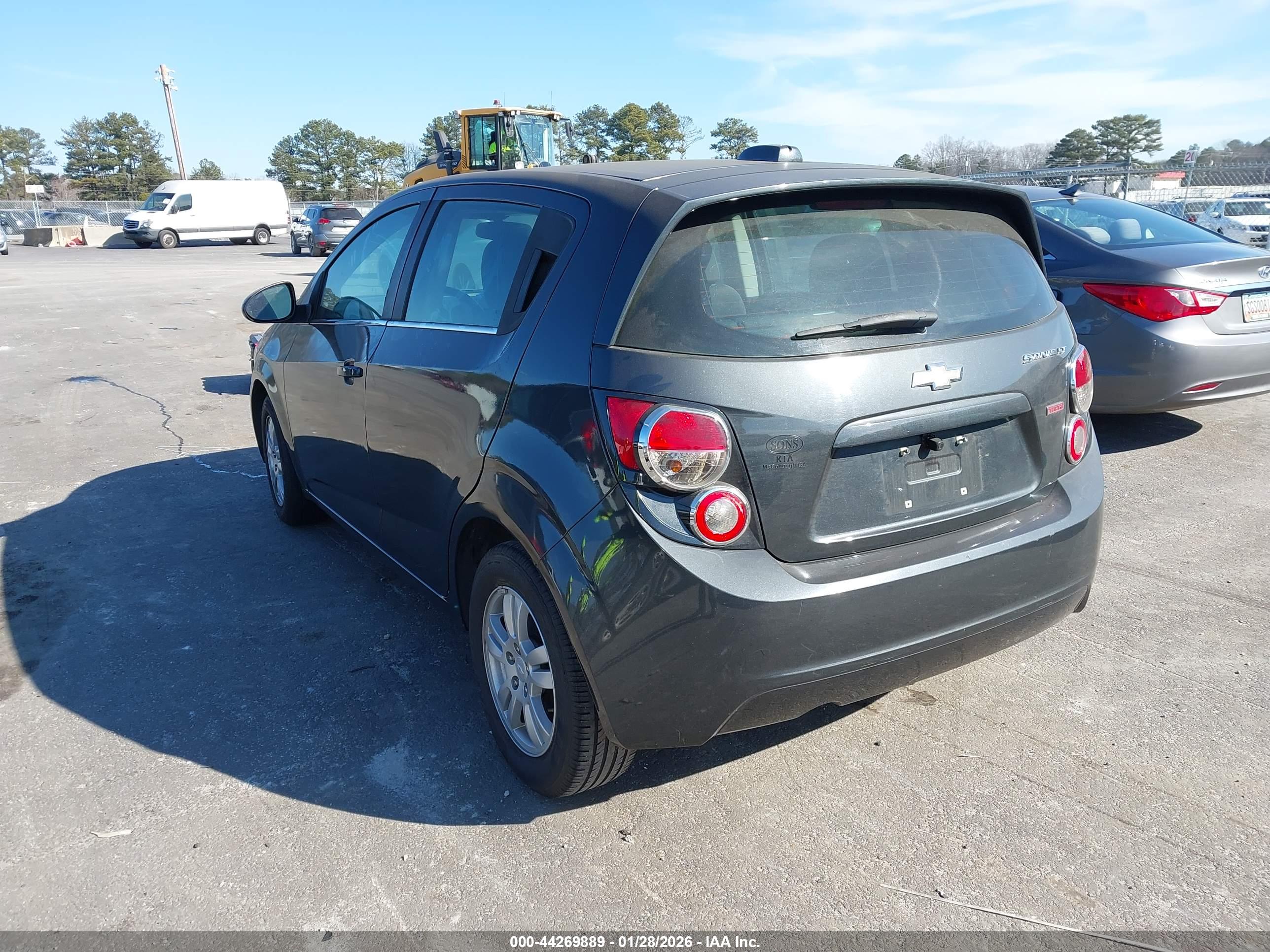 CHEVROLET SONIC image 3