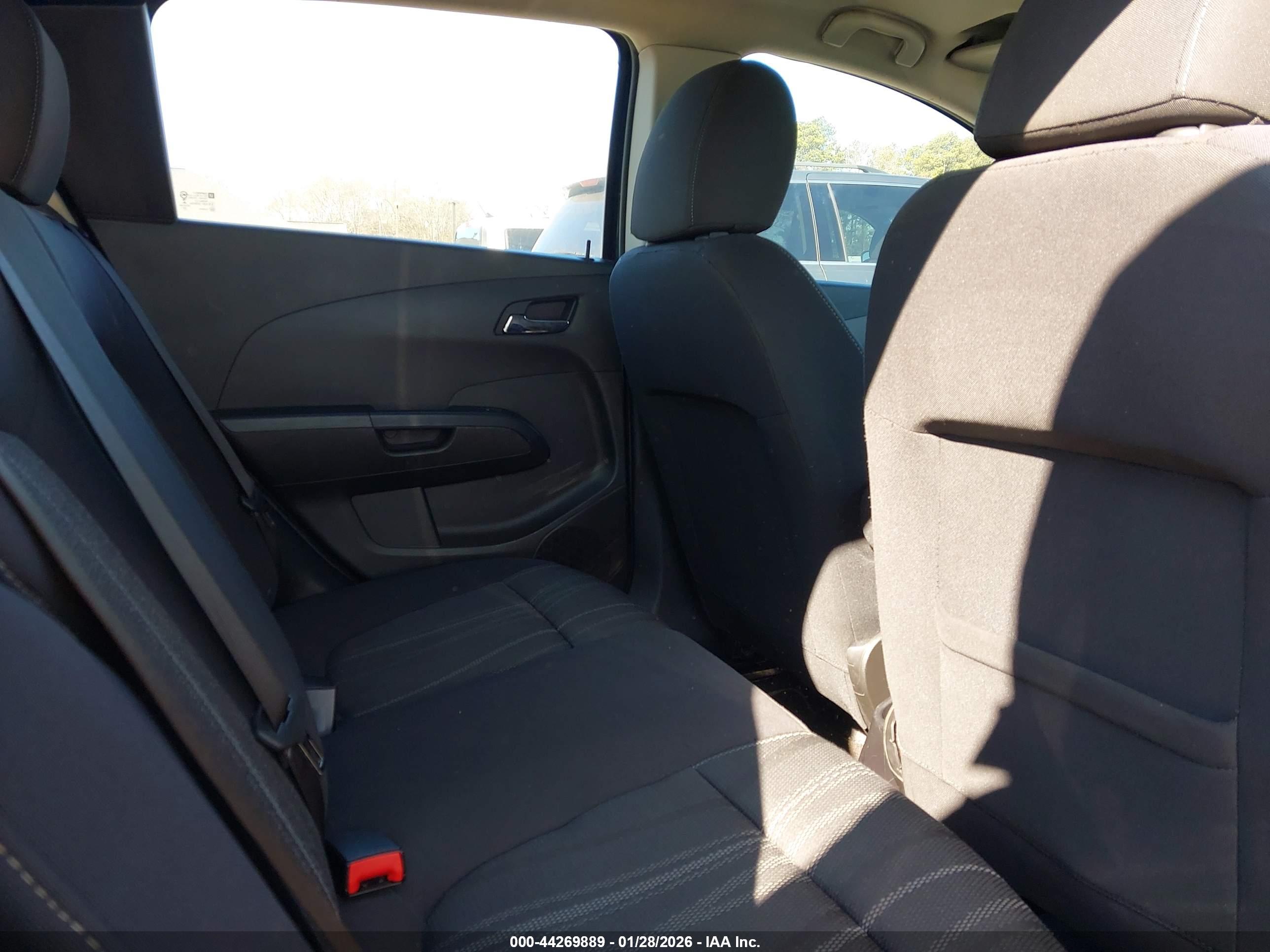 CHEVROLET SONIC image 8