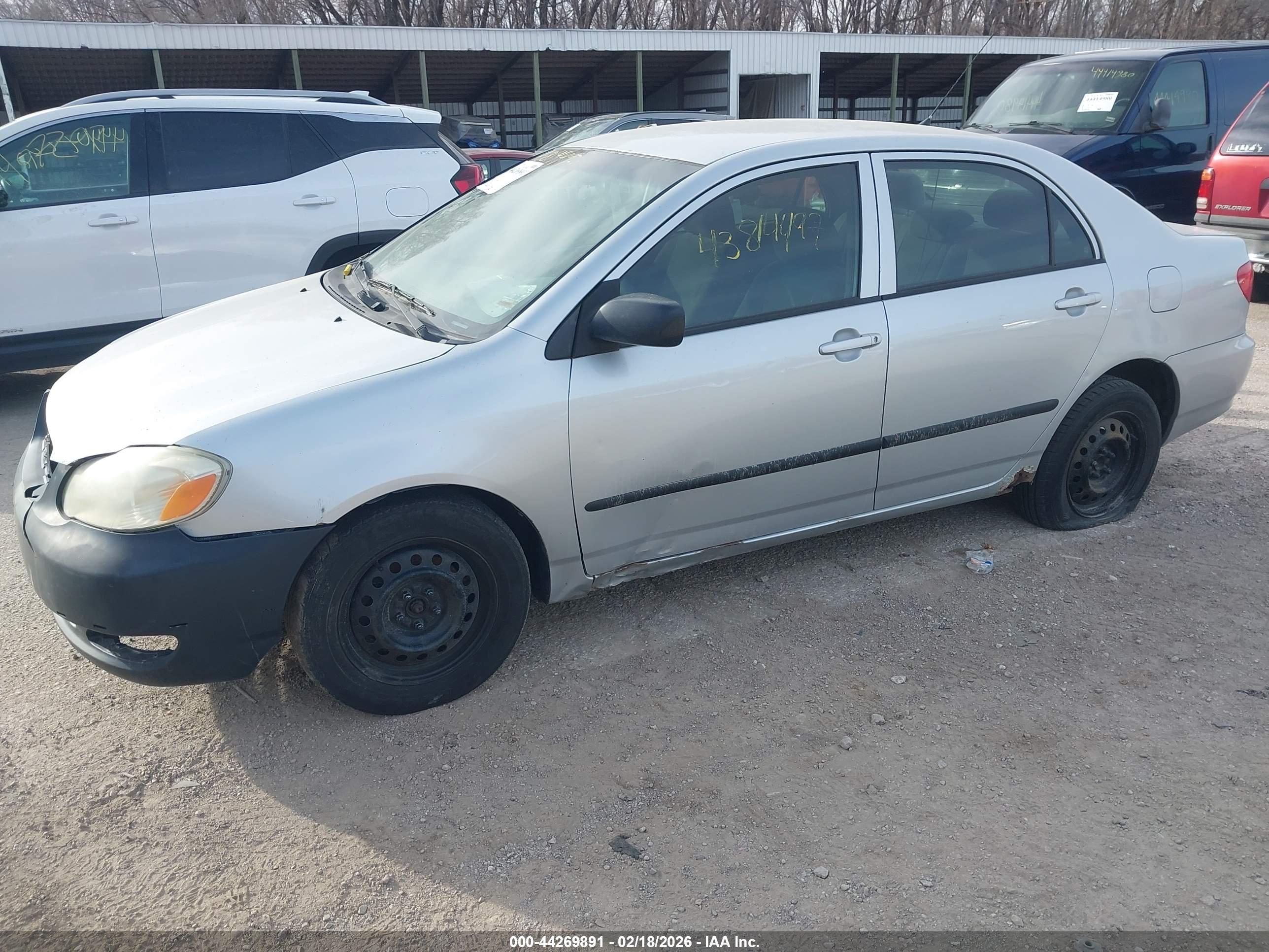 TOYOTA COROLLA image 2