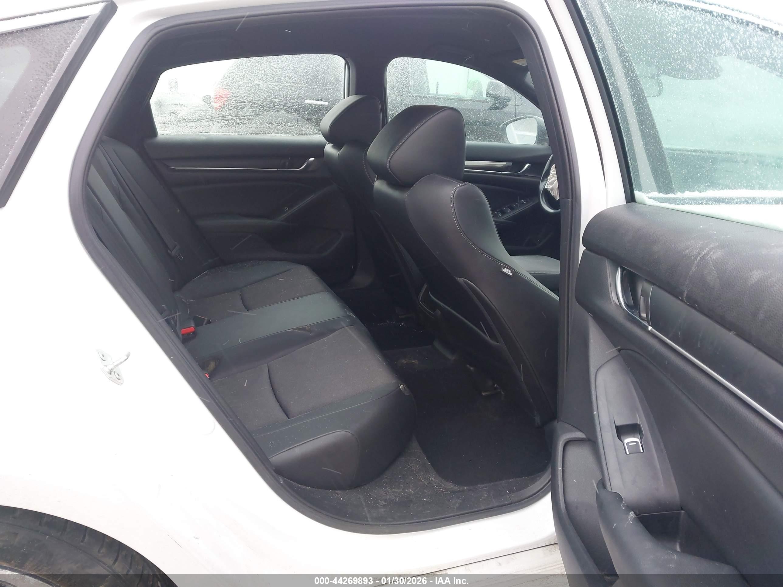 HONDA ACCORD image 8