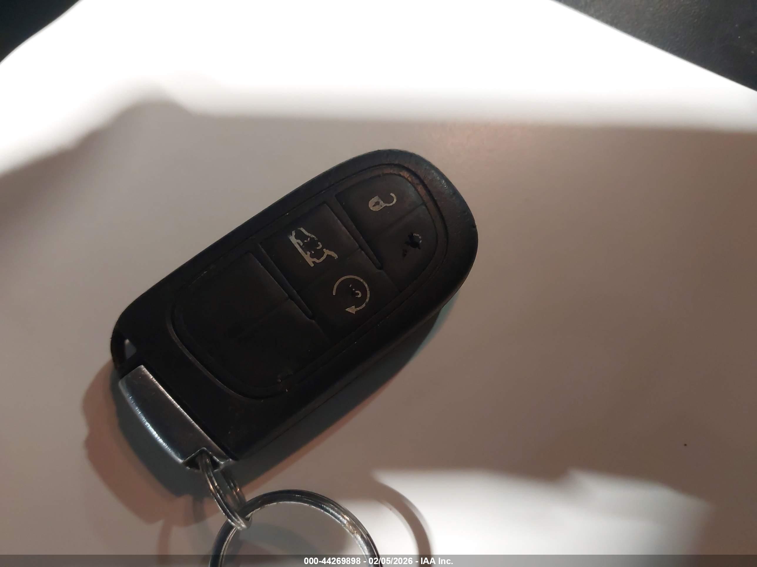 JEEP CHEROKEE image 11