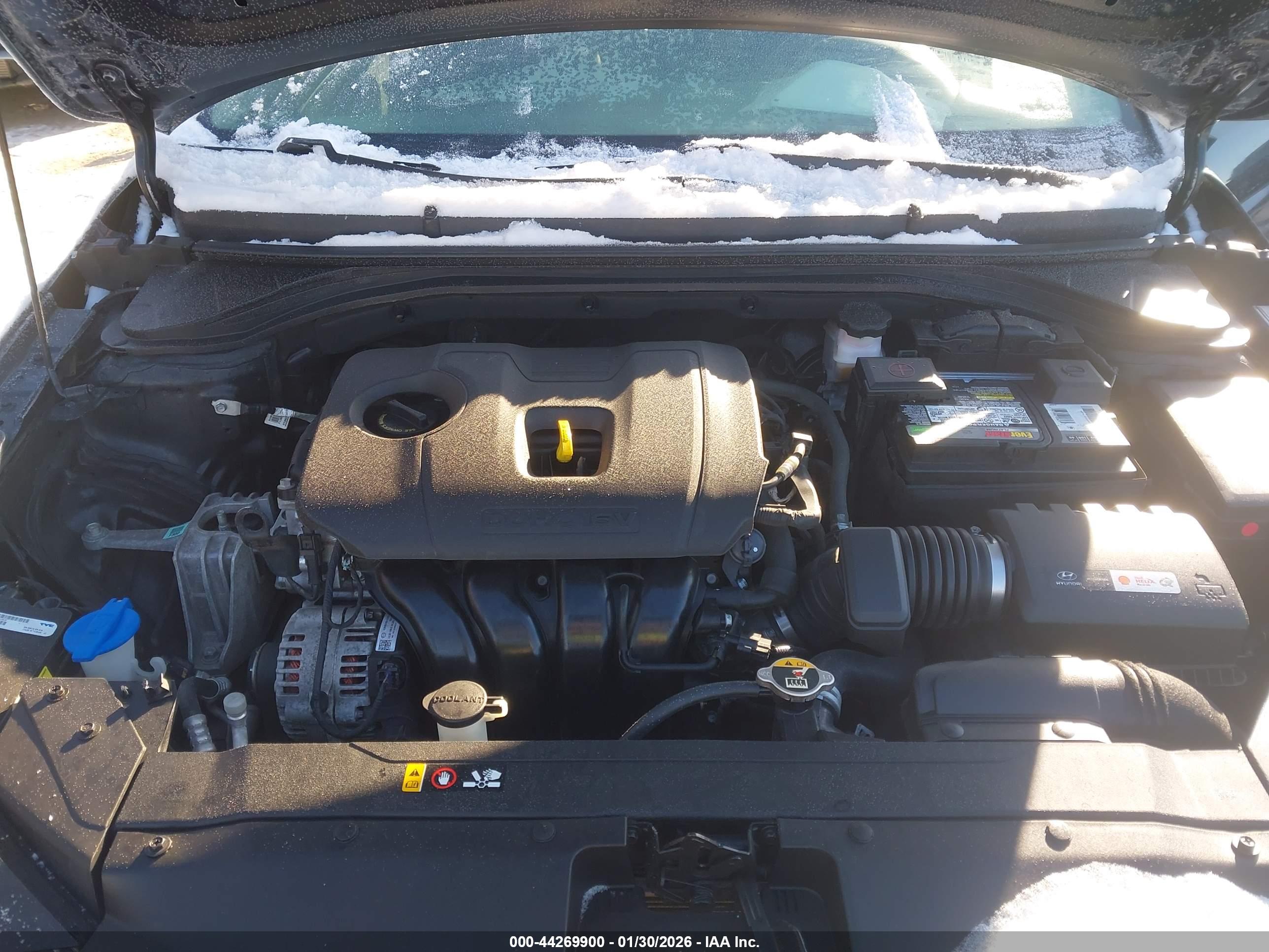 HYUNDAI ELANTRA image 10