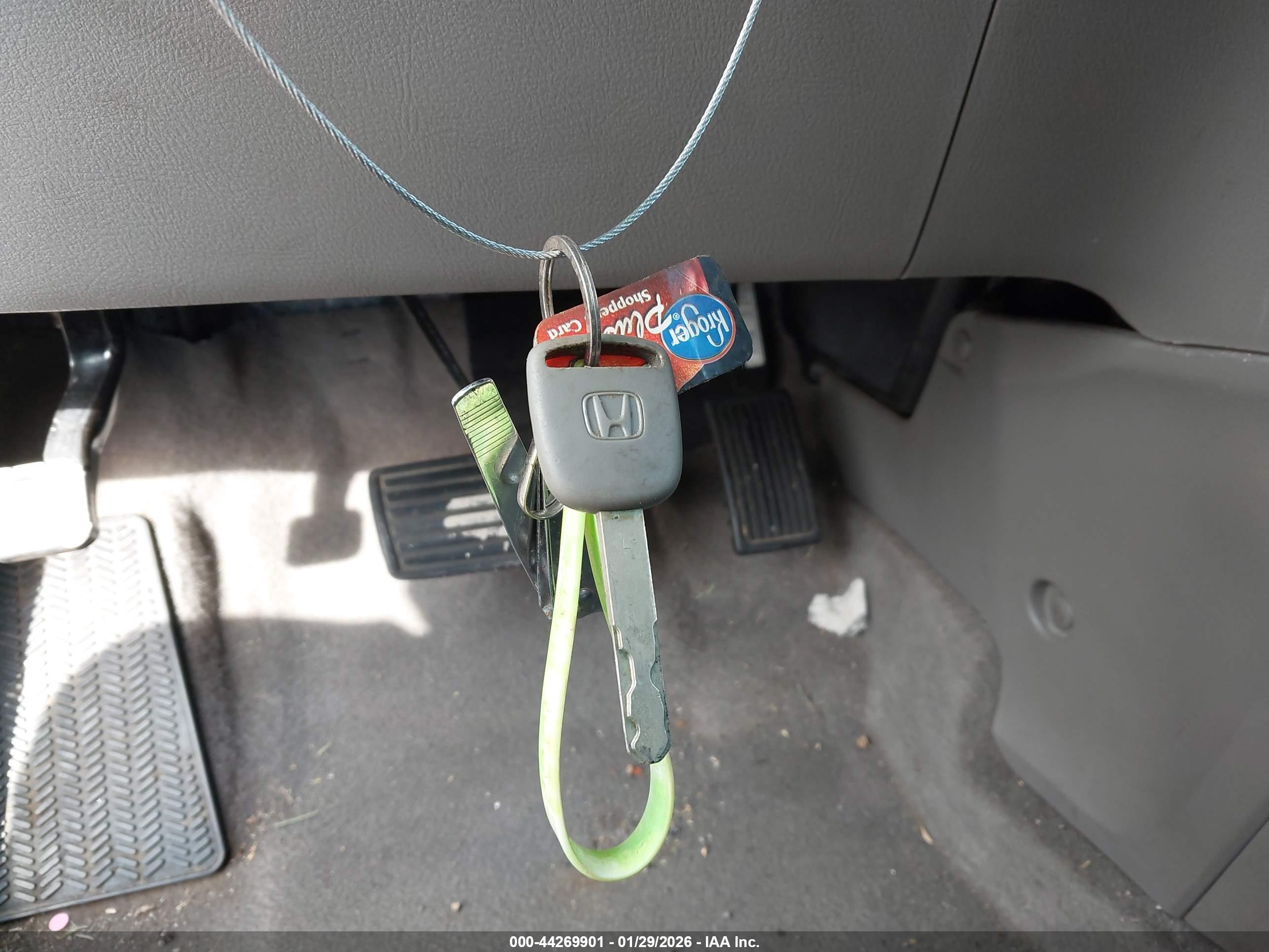 HONDA CR-V image 11