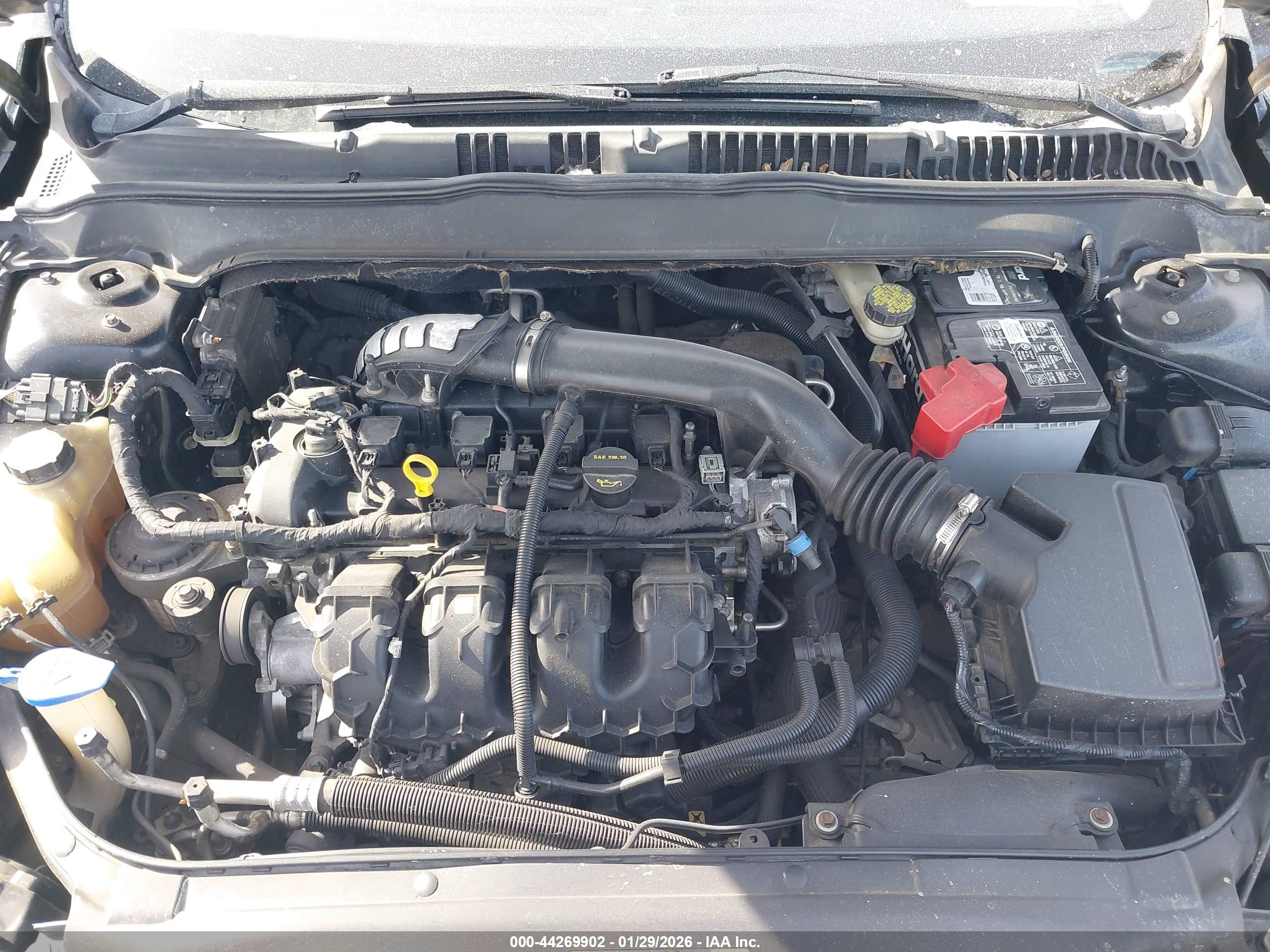 FORD FUSION image 10