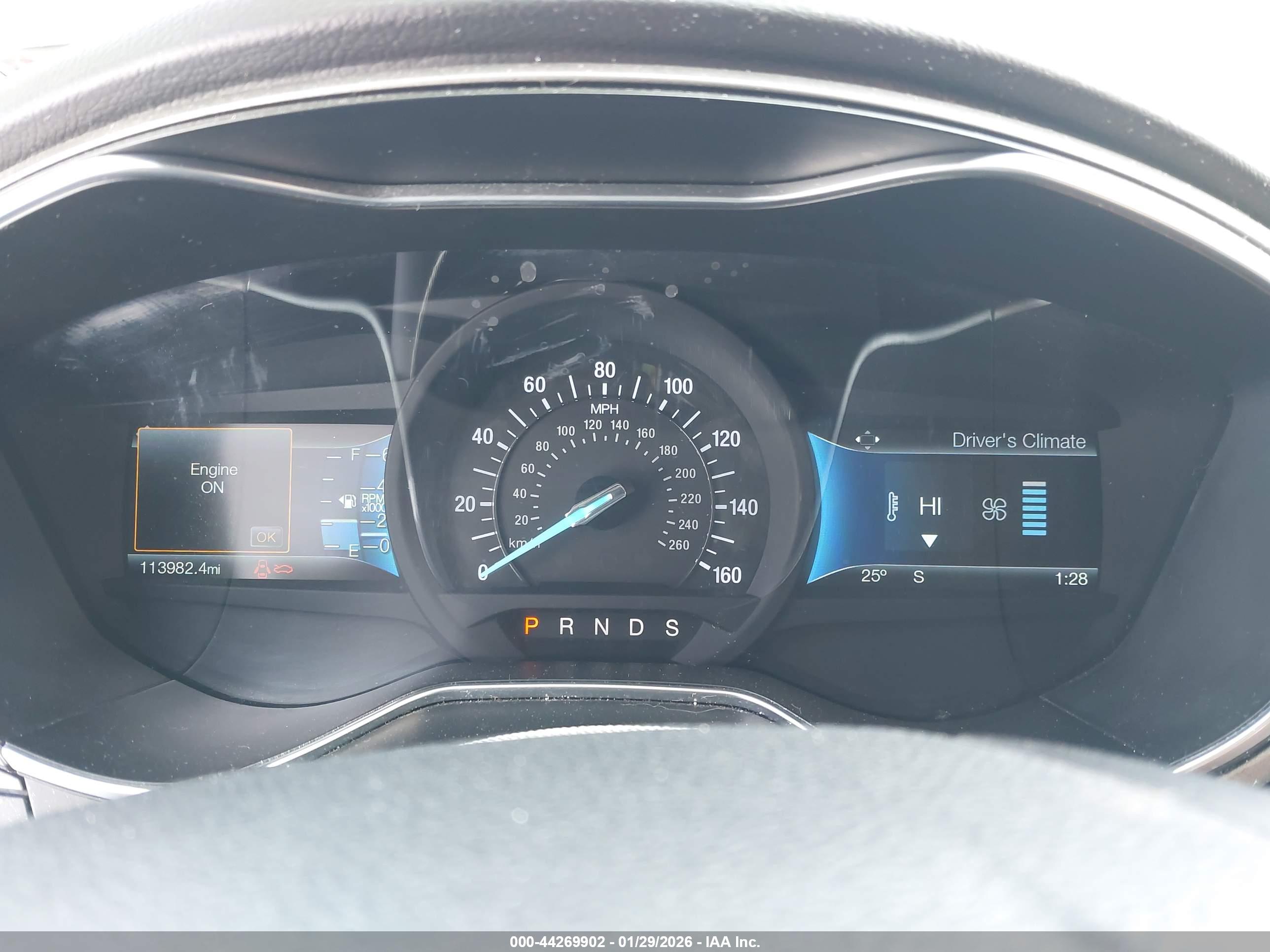 FORD FUSION image 7