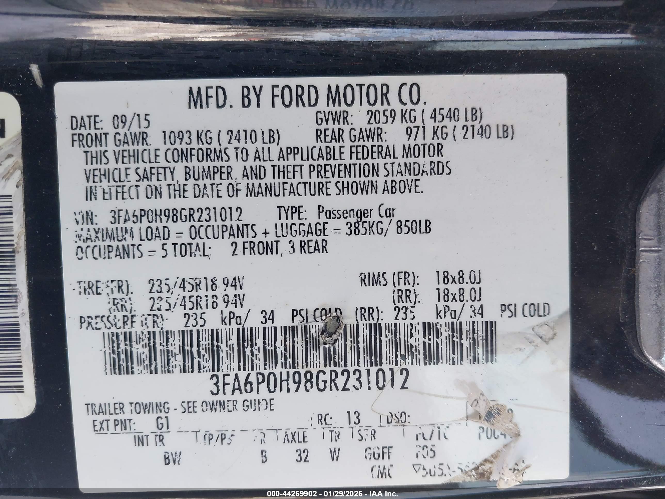 FORD FUSION image 9