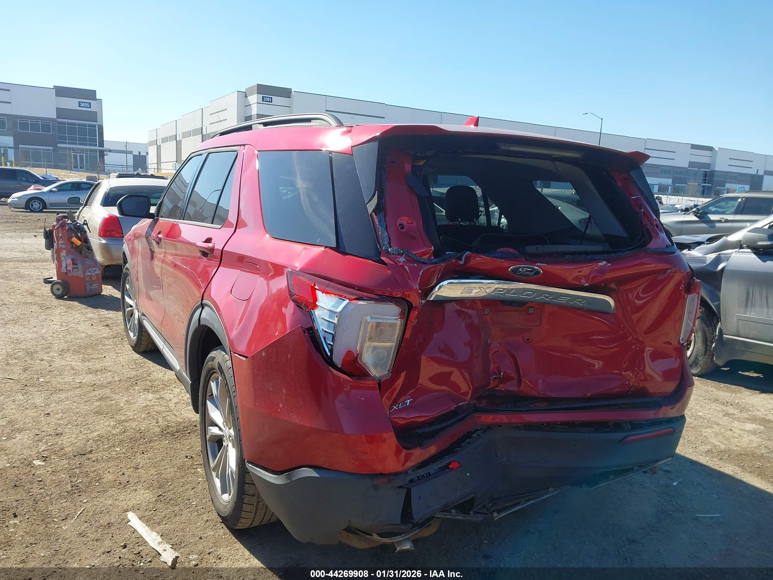 FORD EXPLORER image 3