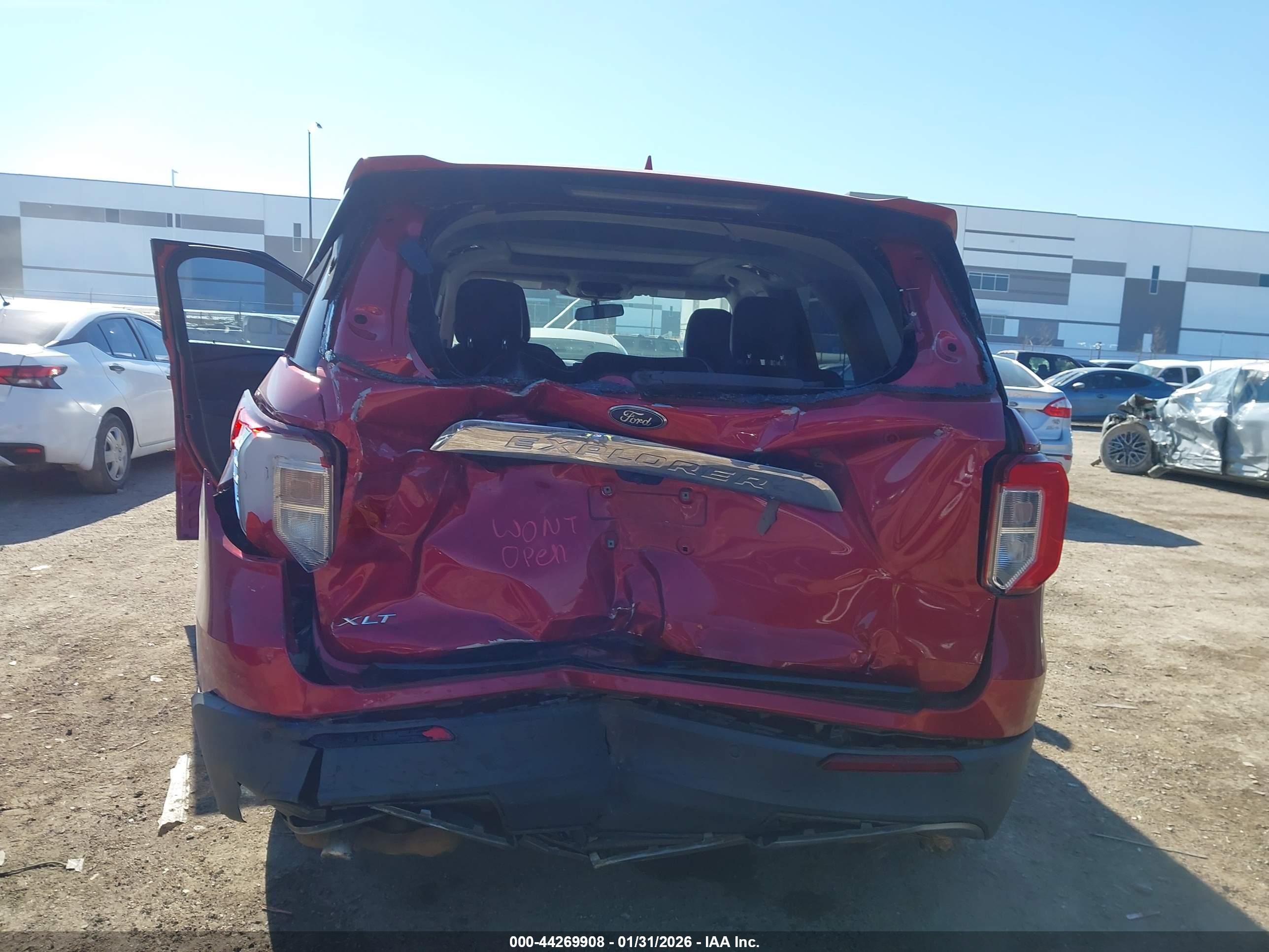 FORD EXPLORER image 6