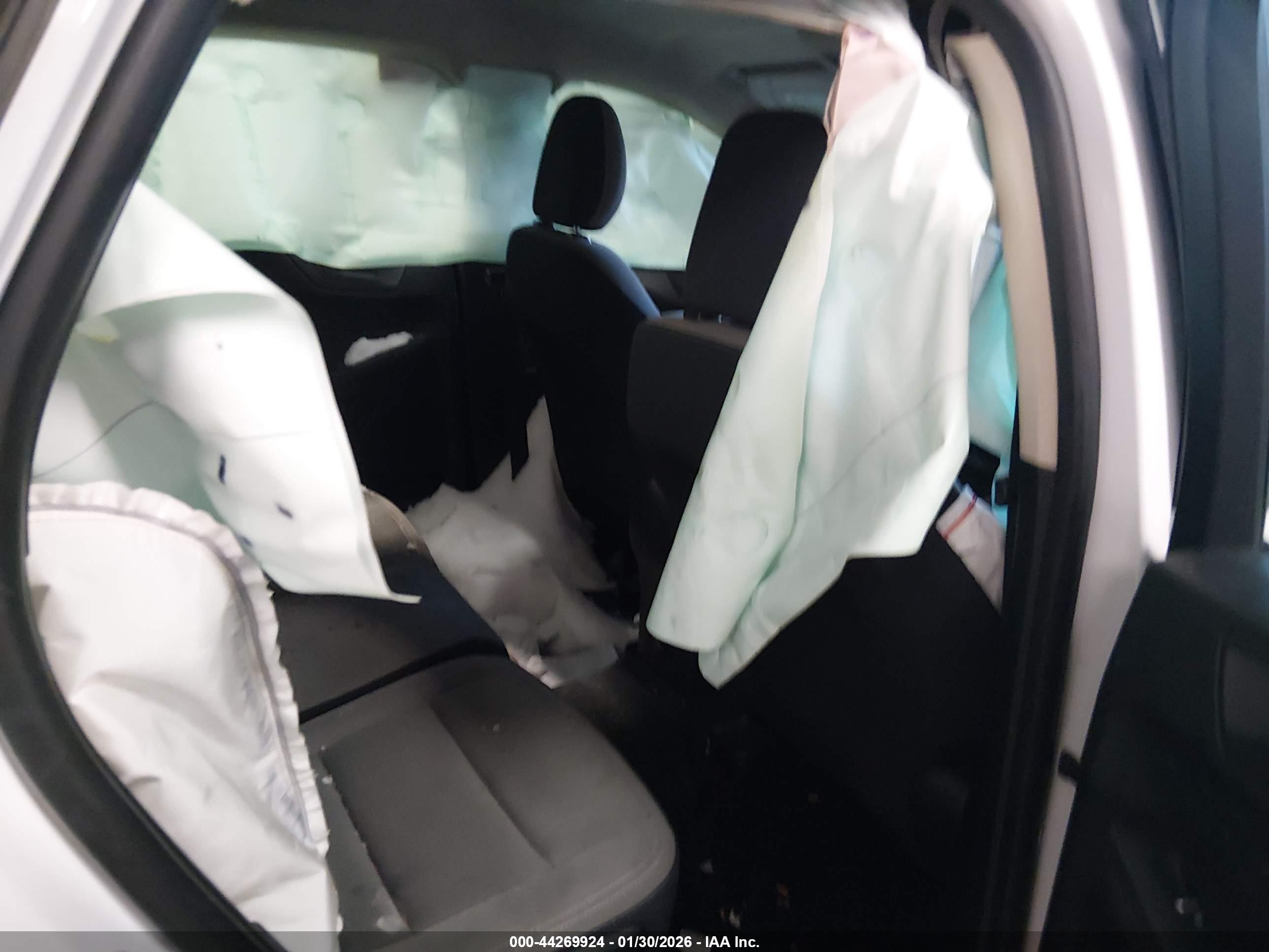 FORD ESCAPE image 8
