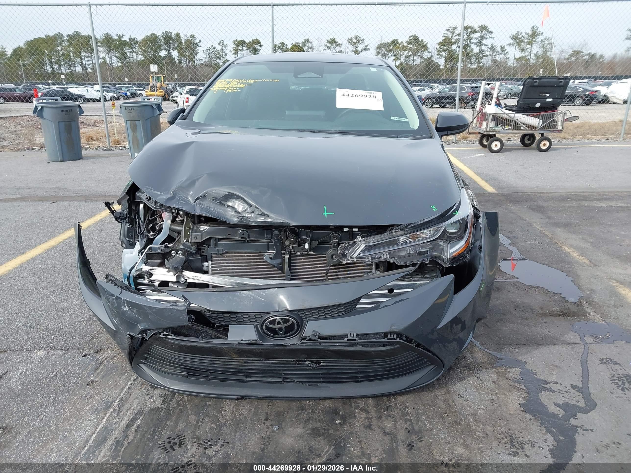 TOYOTA COROLLA image 6