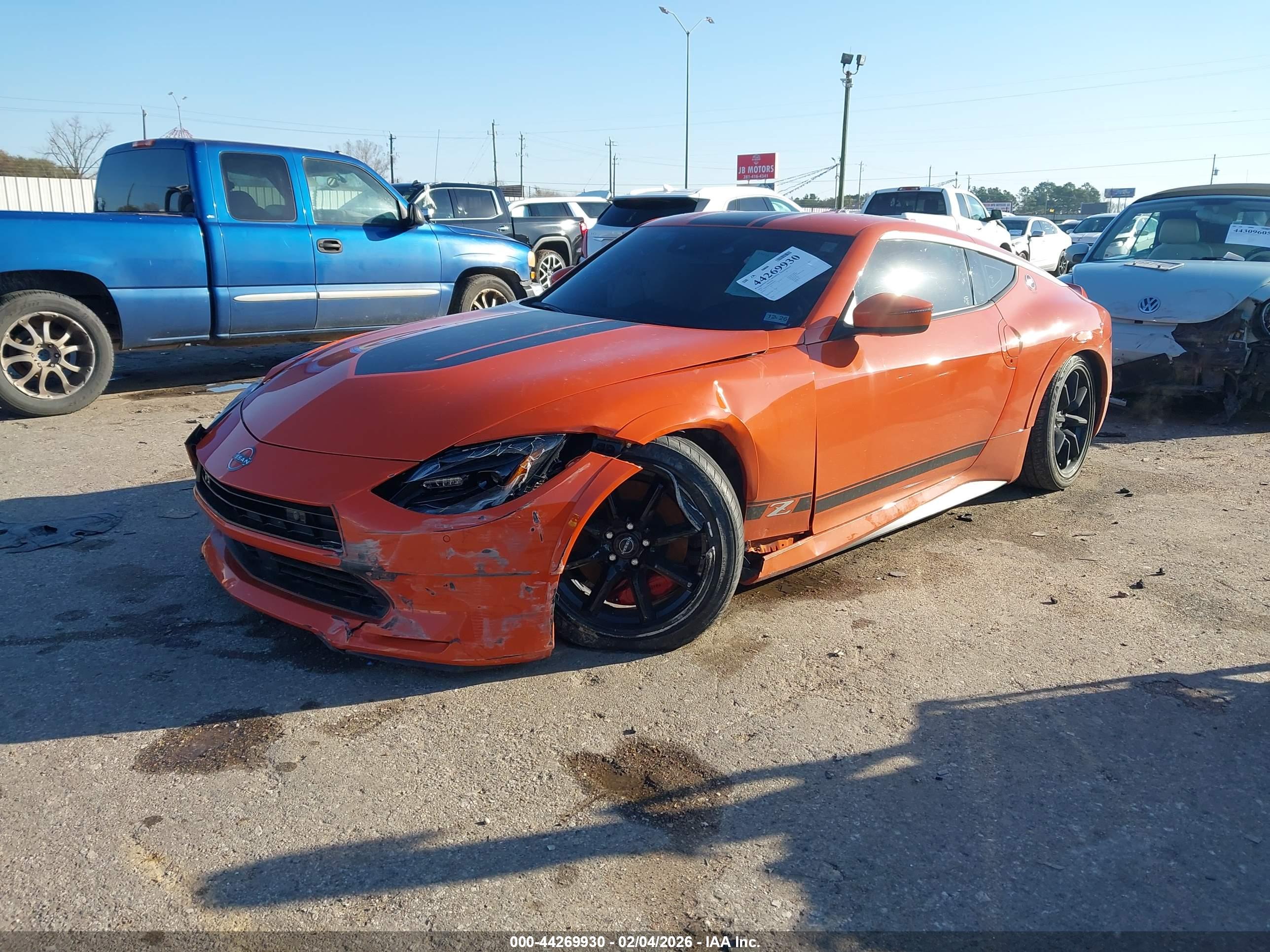 NISSAN Z image 2