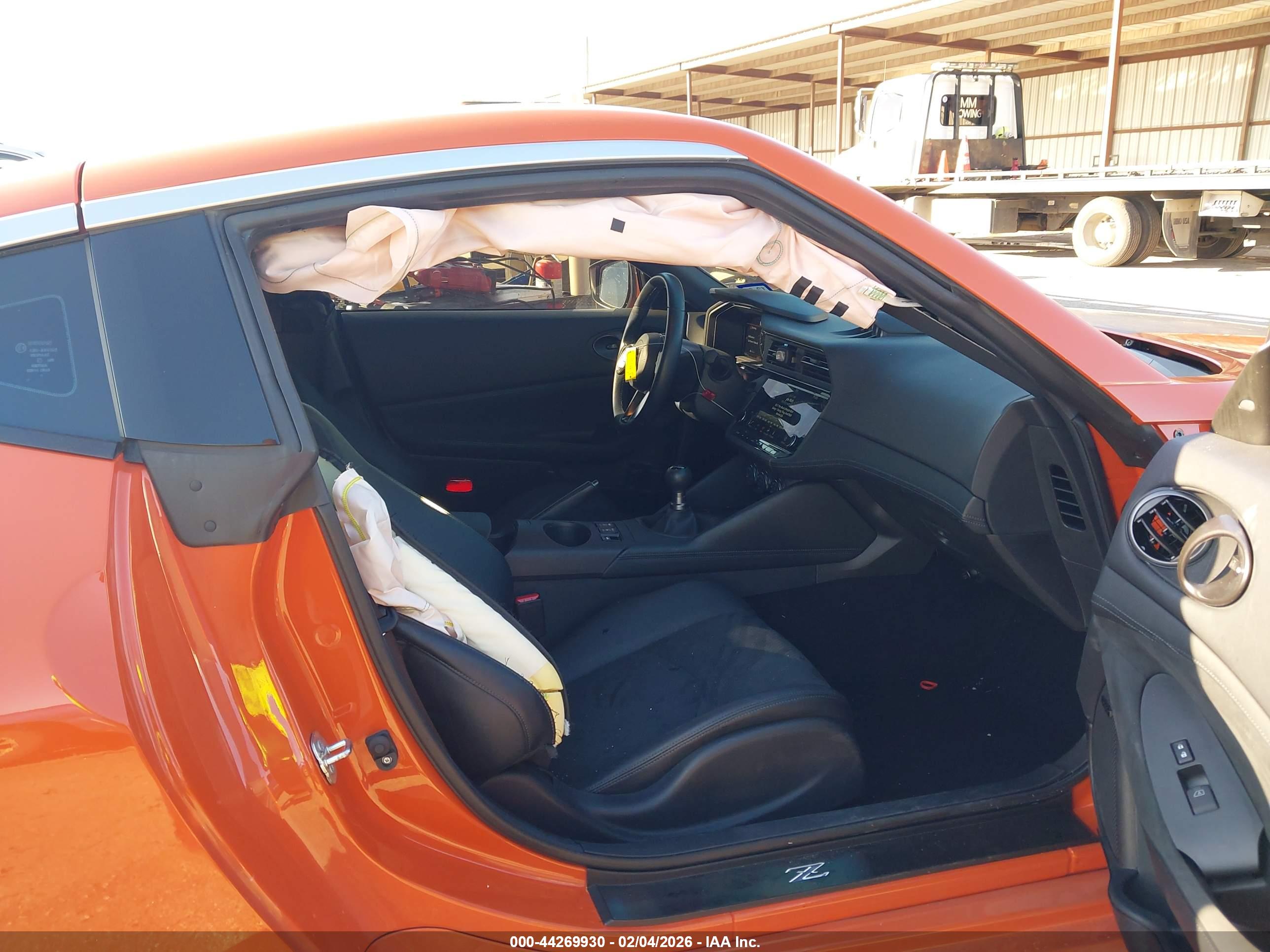 NISSAN Z image 5