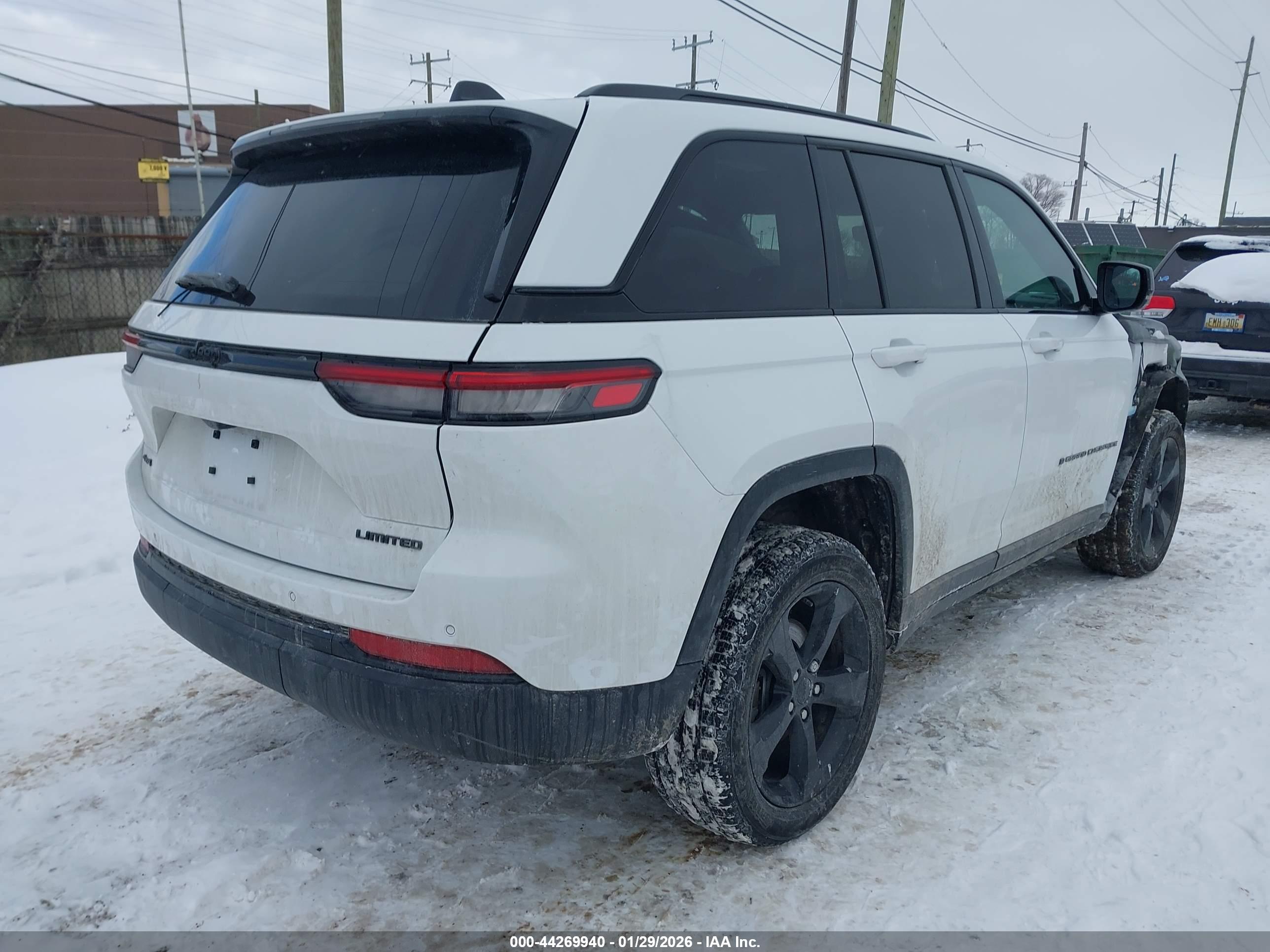 JEEP GRAND image 4
