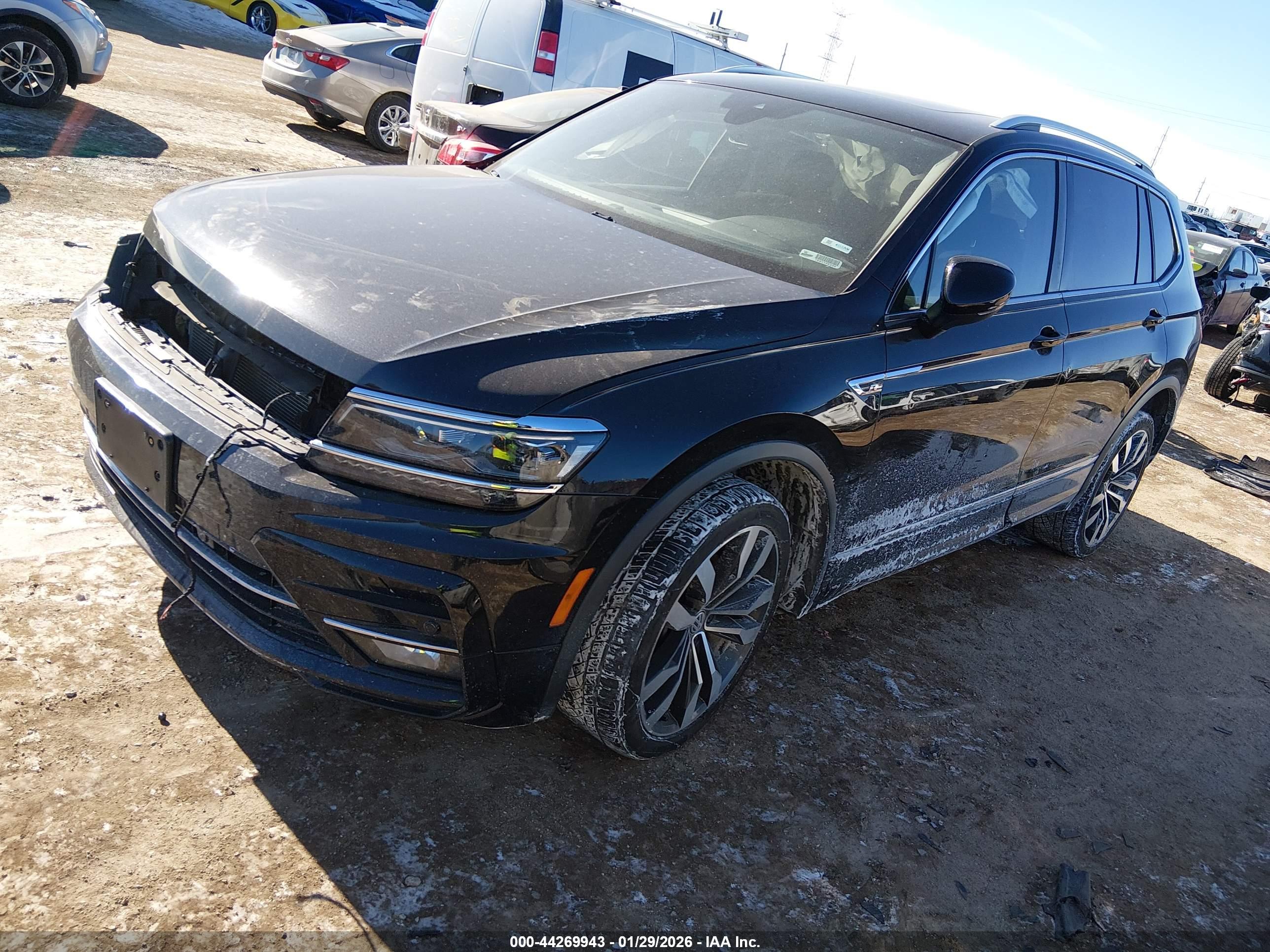 VOLKSWAGEN TIGUAN image 2