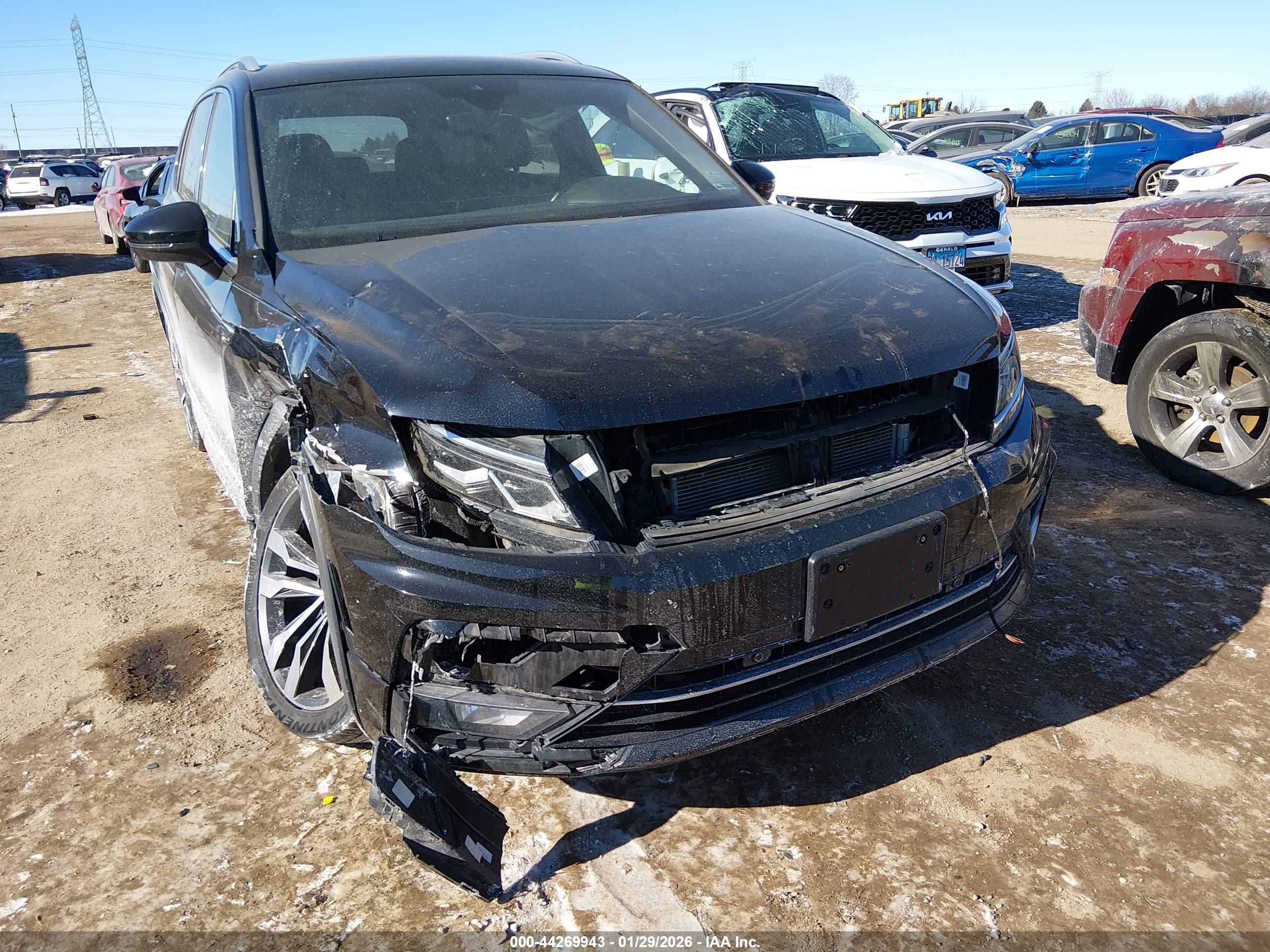 VOLKSWAGEN TIGUAN image 6