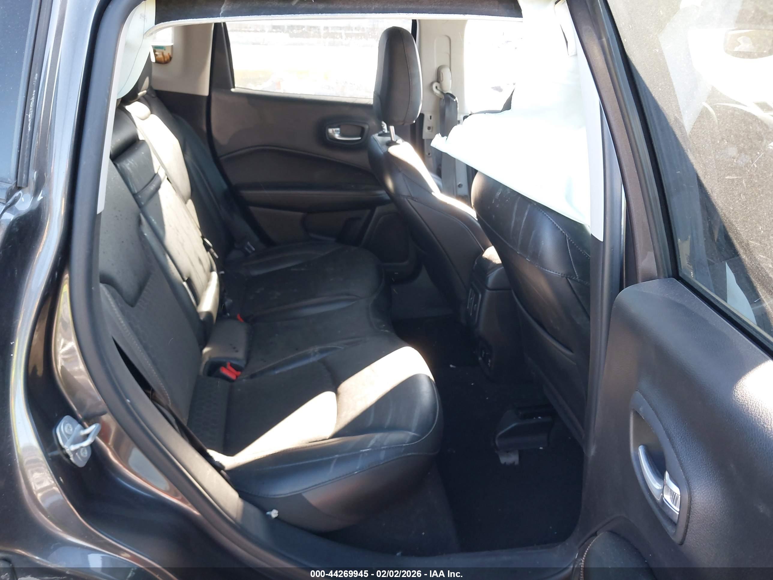 JEEP COMPASS image 8