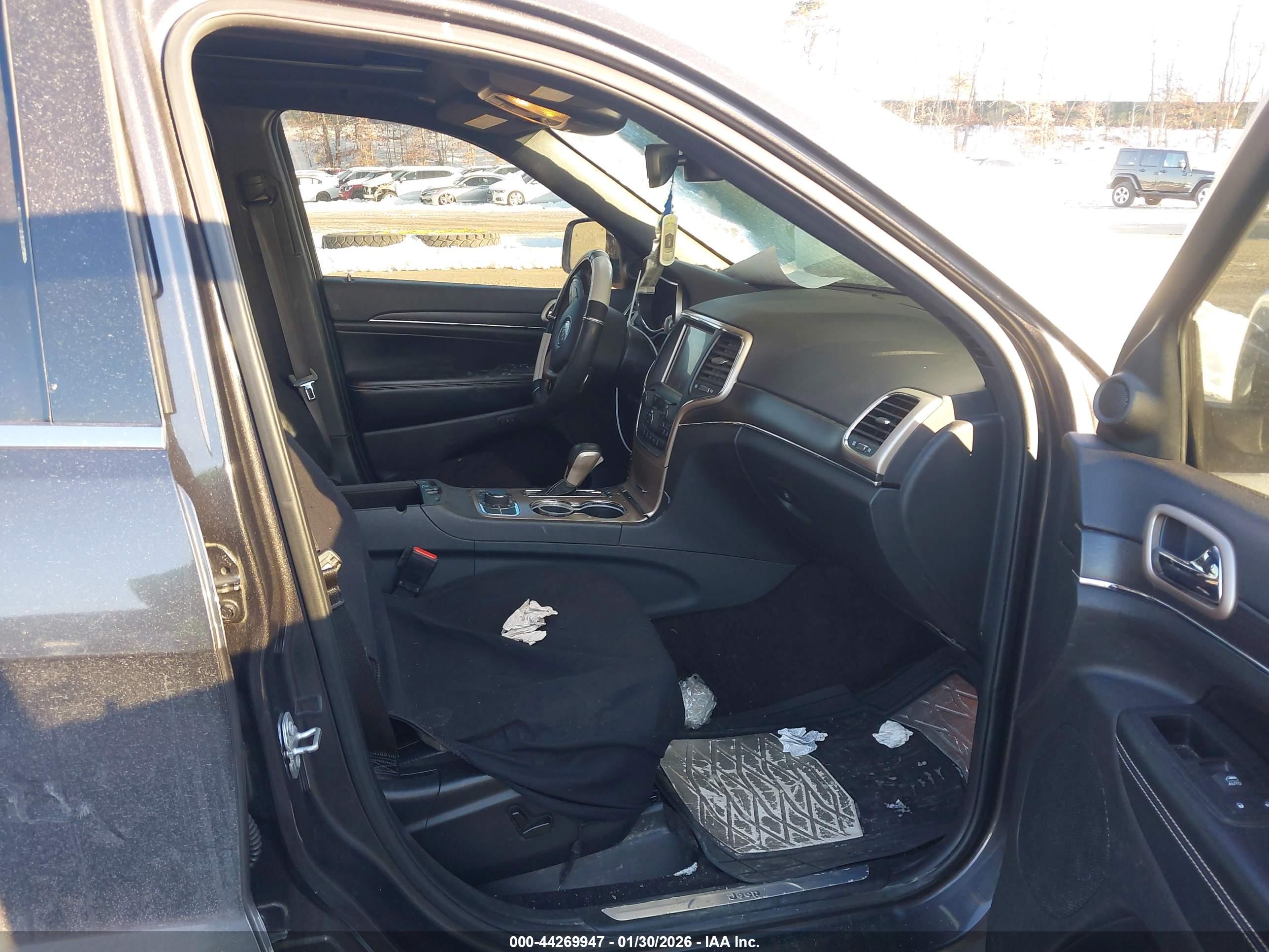 JEEP GRAND image 5