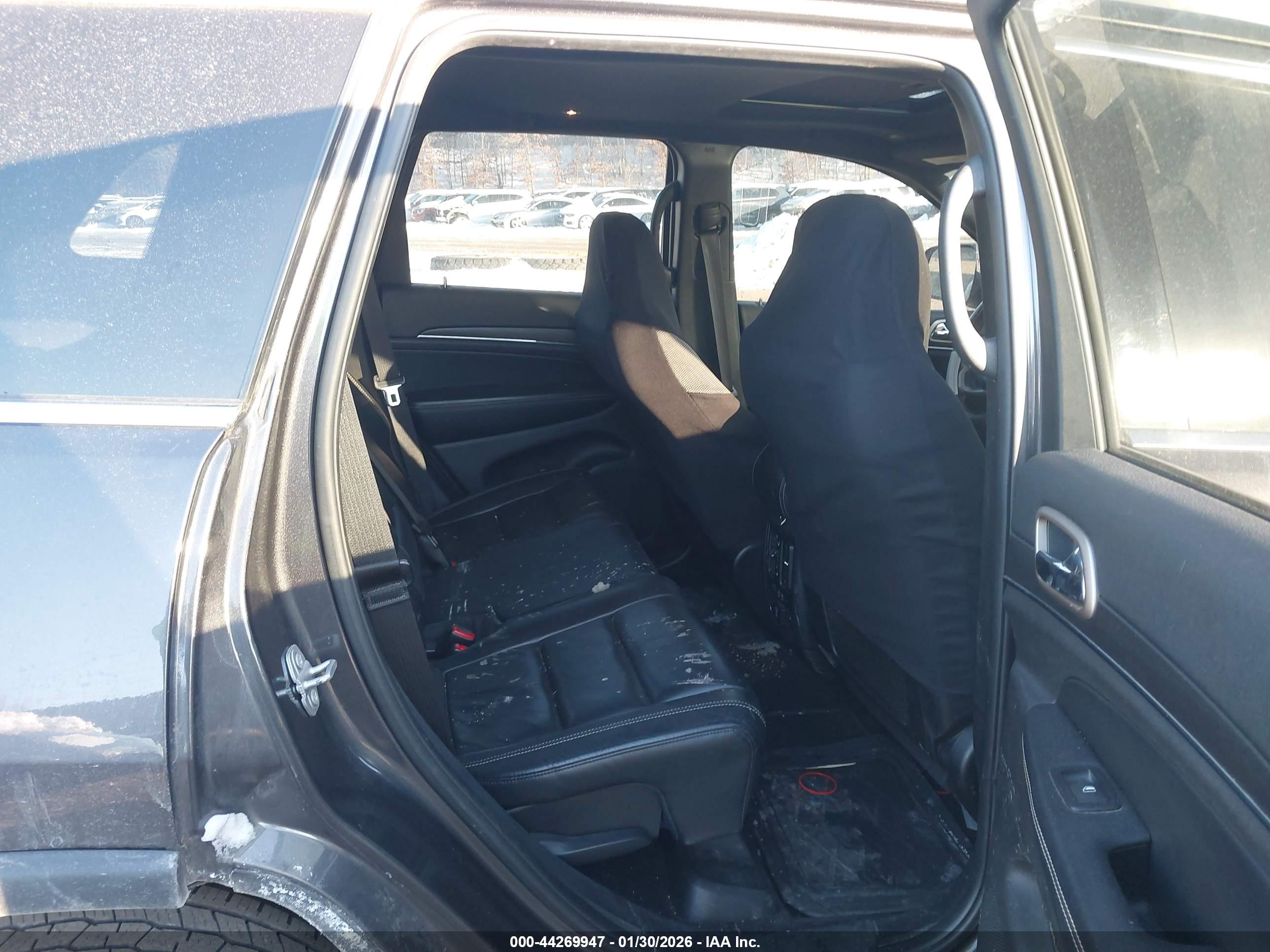 JEEP GRAND image 8