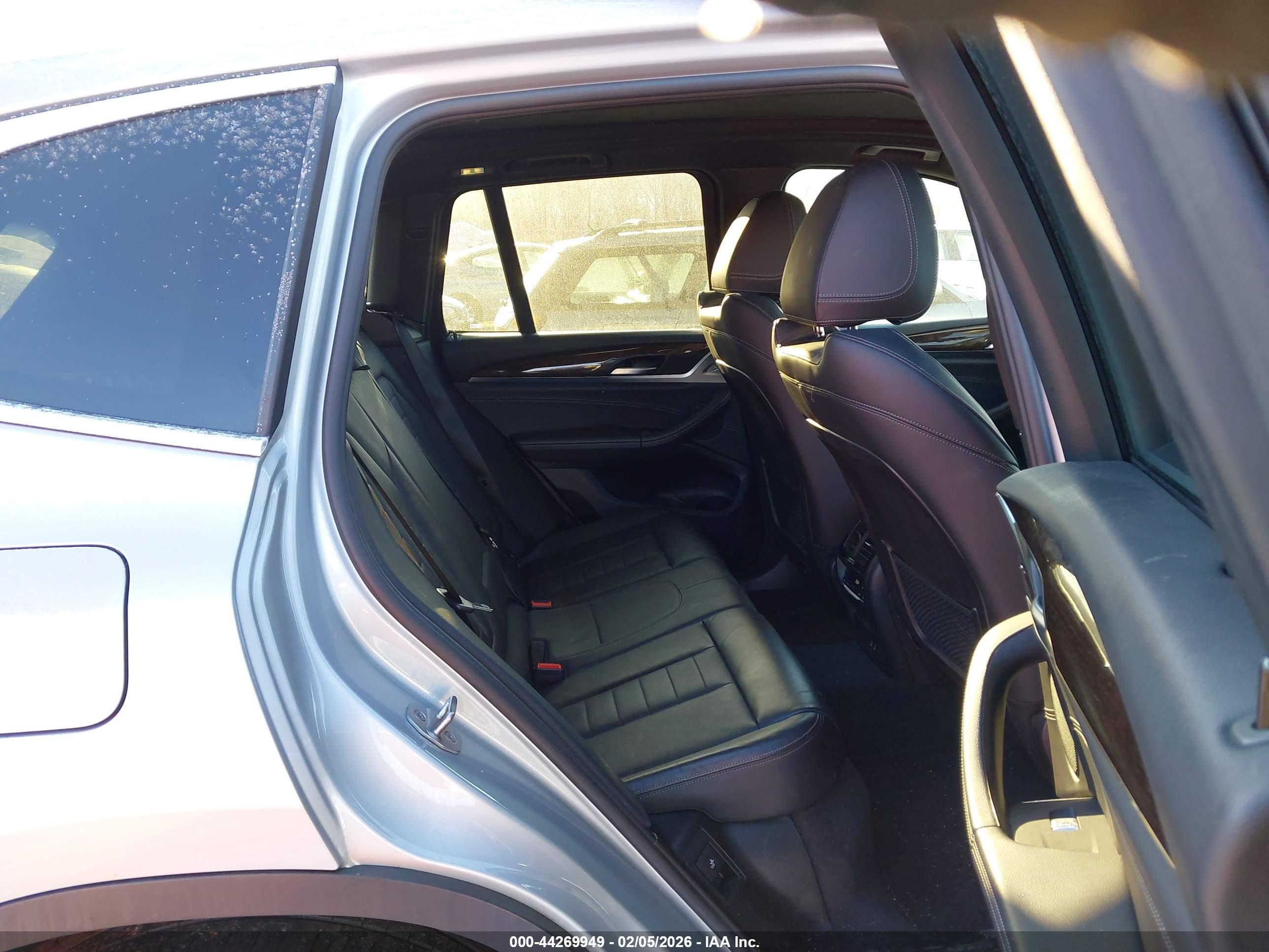BMW X3 image 8