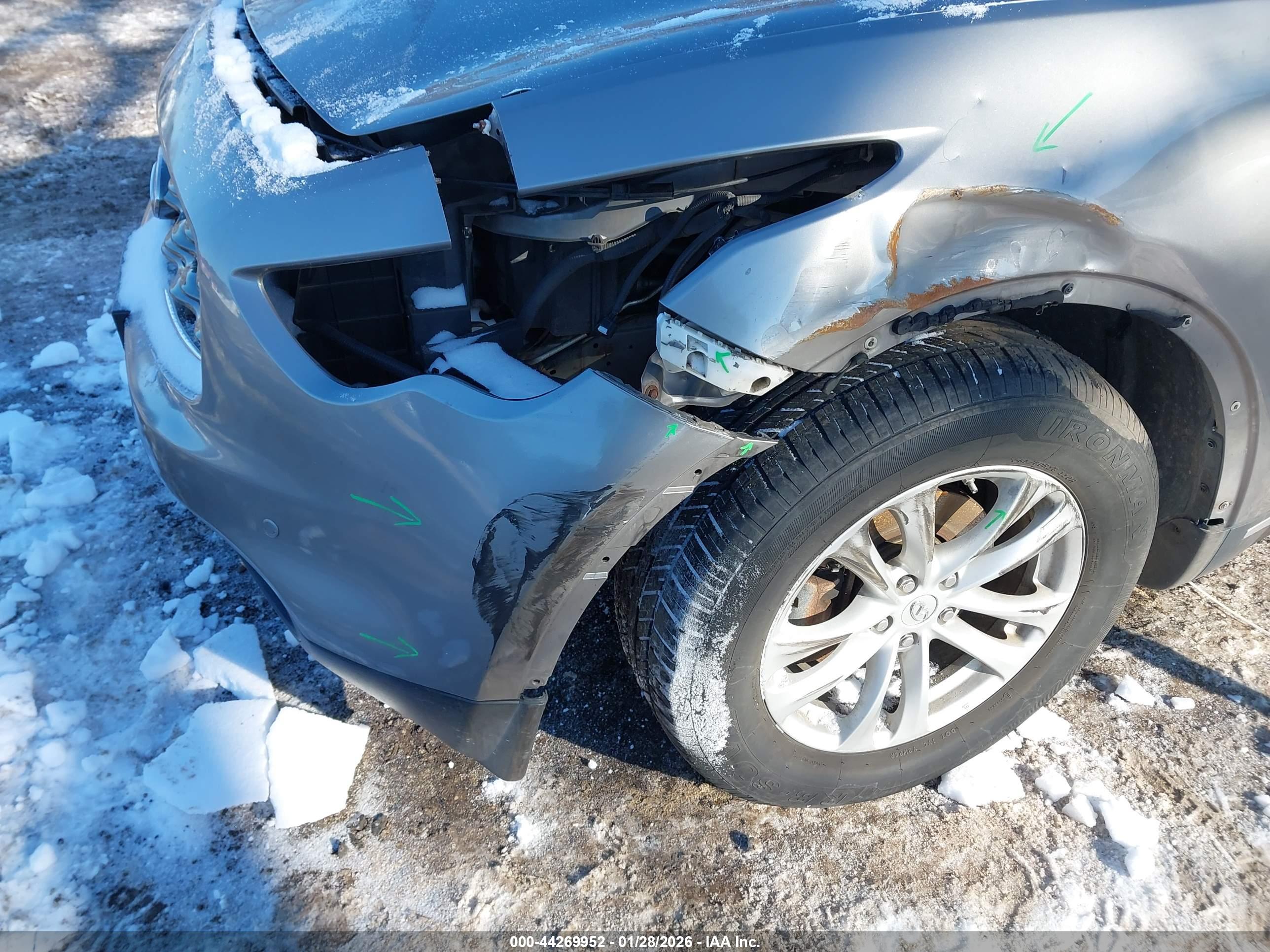 INFINITI FX35 image 6